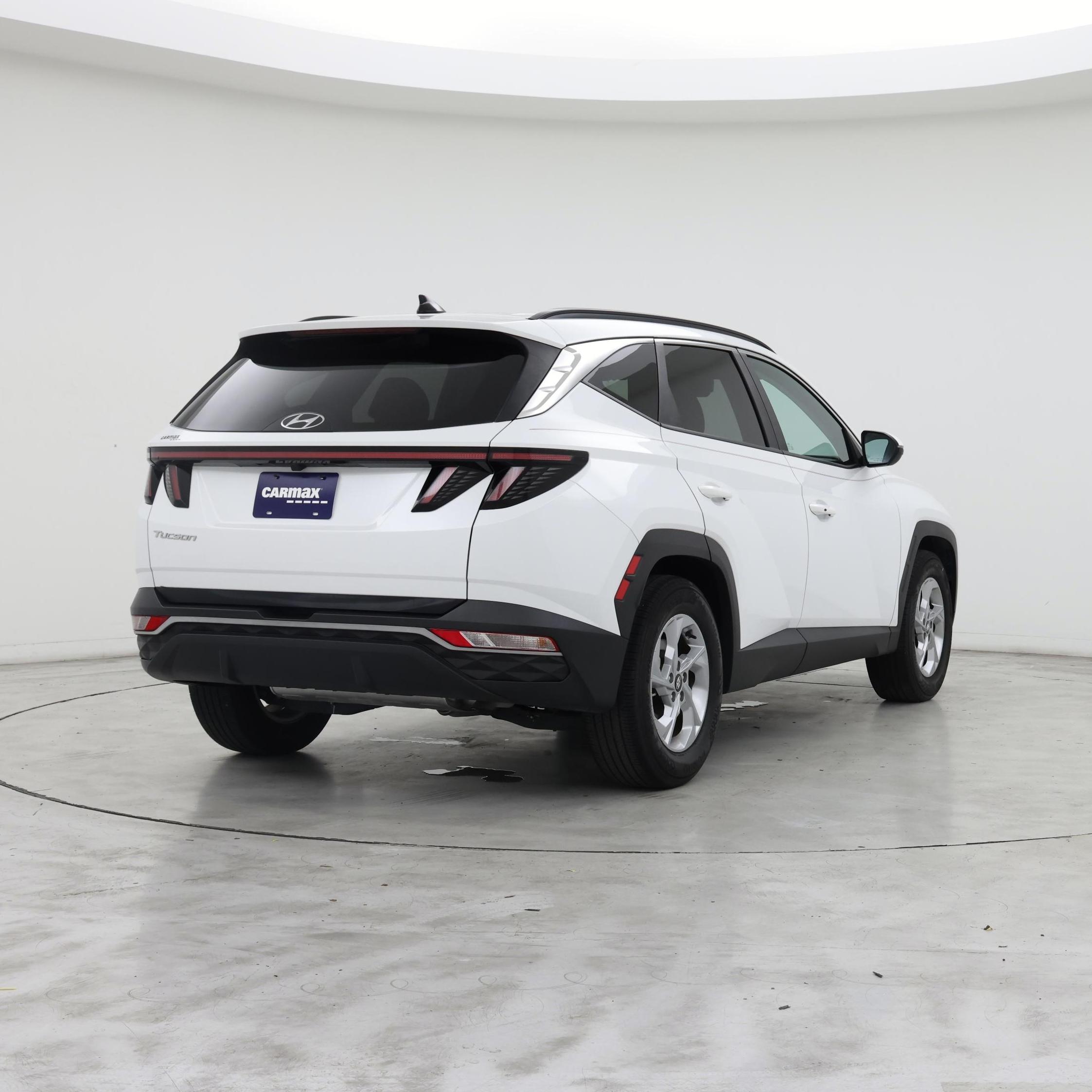 Thumbnail: 2022 Hyundai Tucson - 8