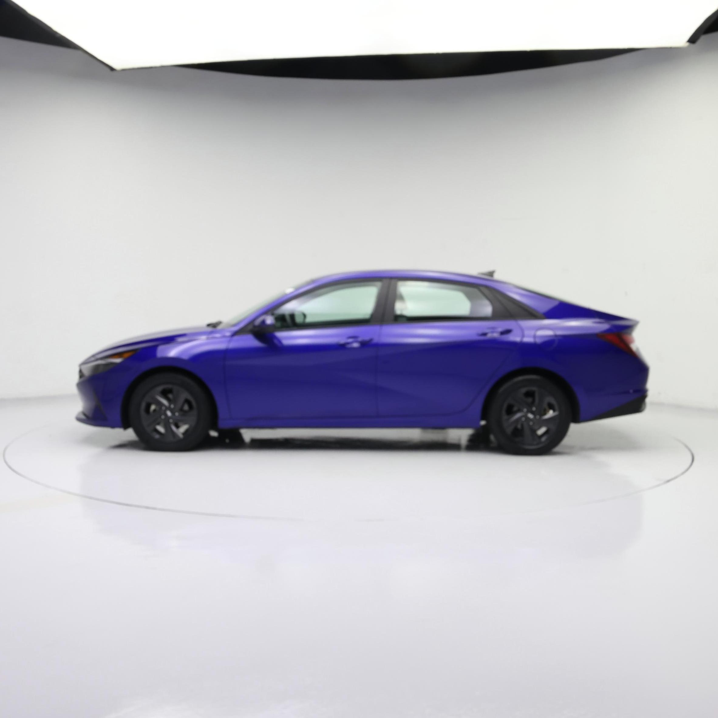 Thumbnail: 2023 Hyundai Elantra - 3