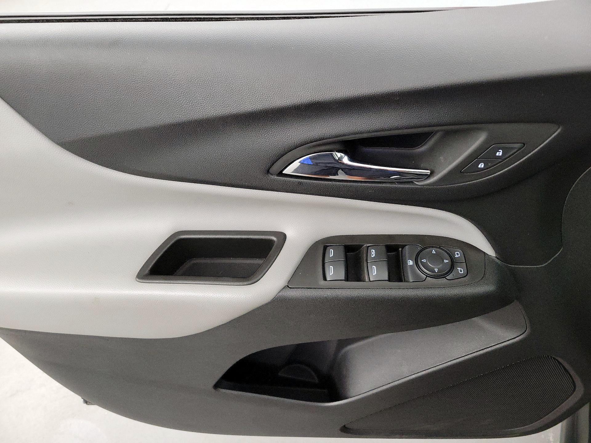Thumbnail: 2023 Chevrolet Equinox - 12