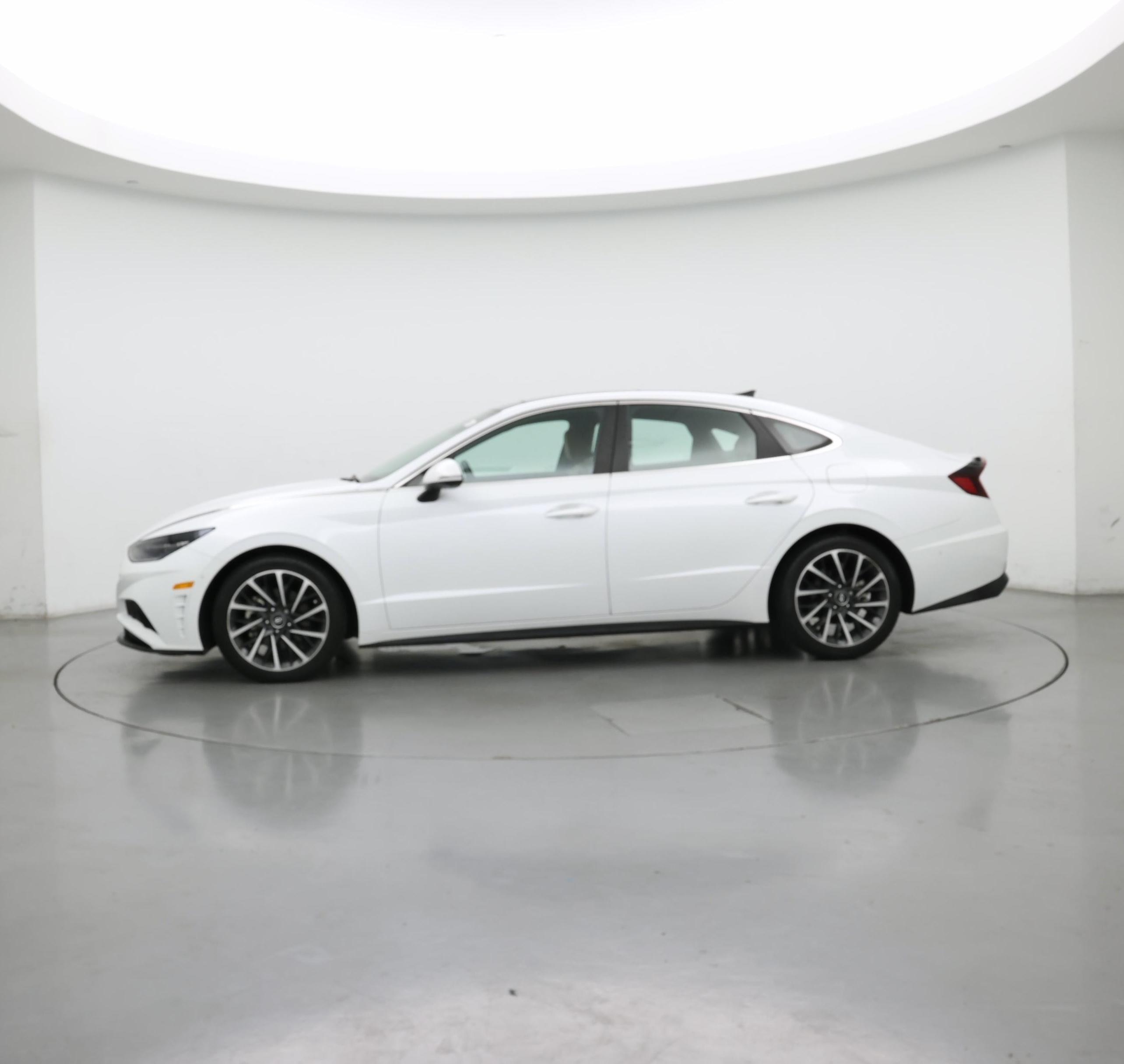 Thumbnail: 2020 Hyundai Sonata - 3
