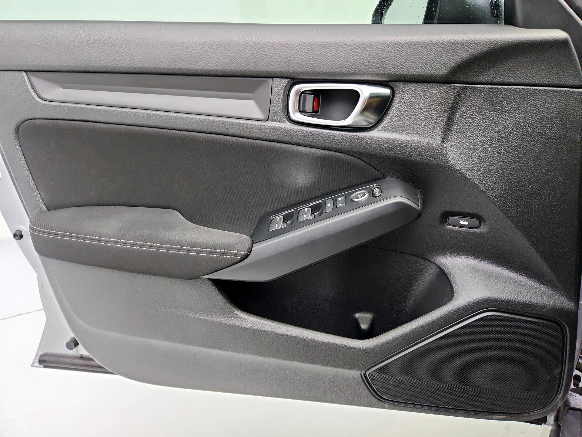 Thumbnail: 2024 Honda Civic - 12