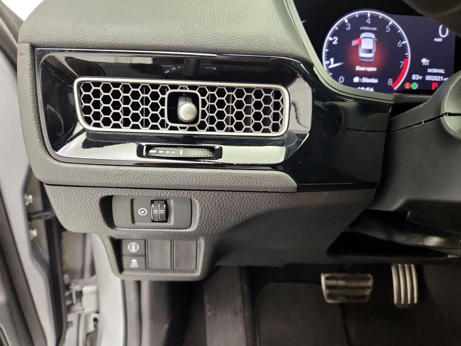 Thumbnail: 2024 Honda Civic - 13