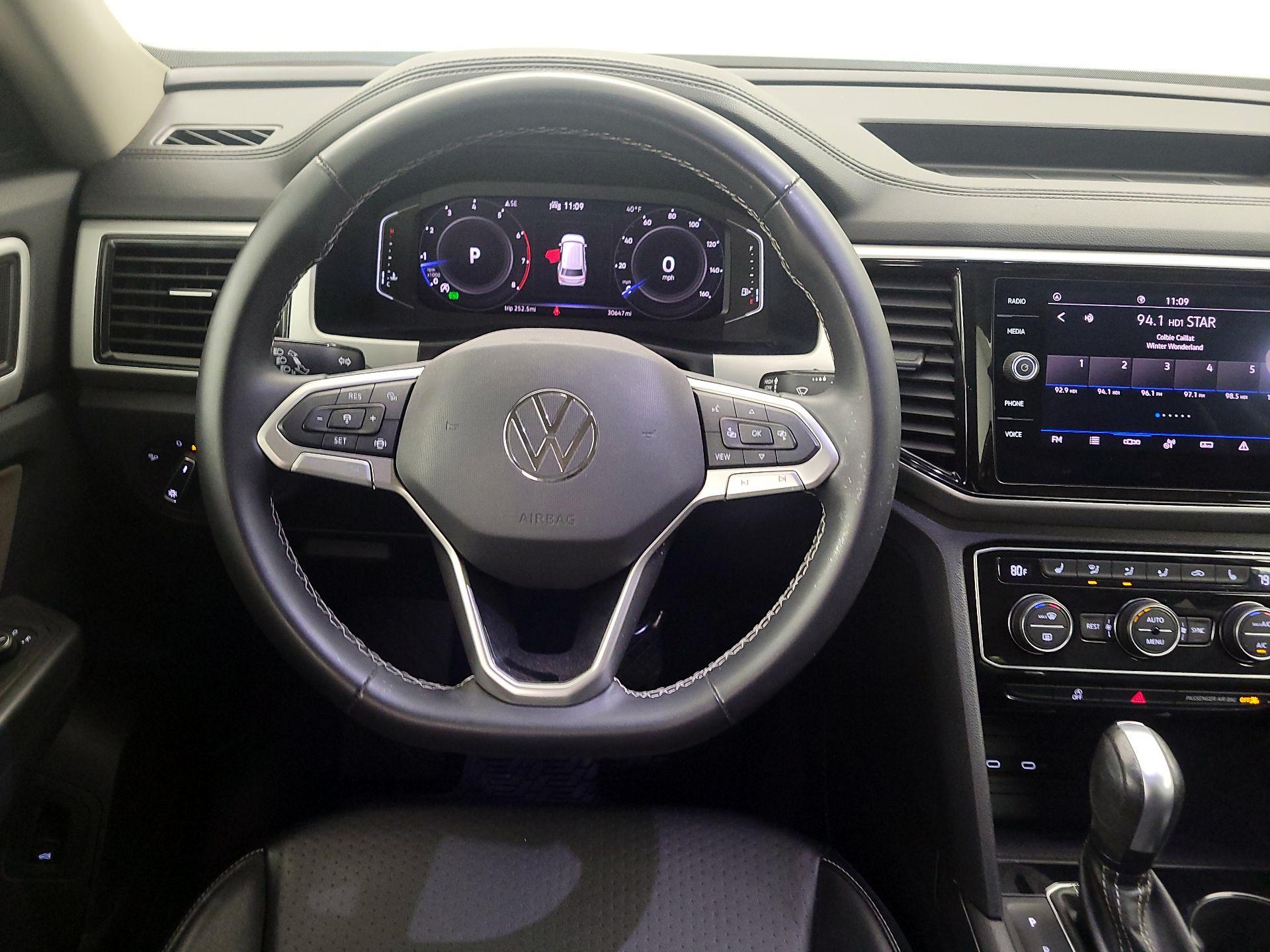 Thumbnail: 2022 Volkswagen Atlas - 10