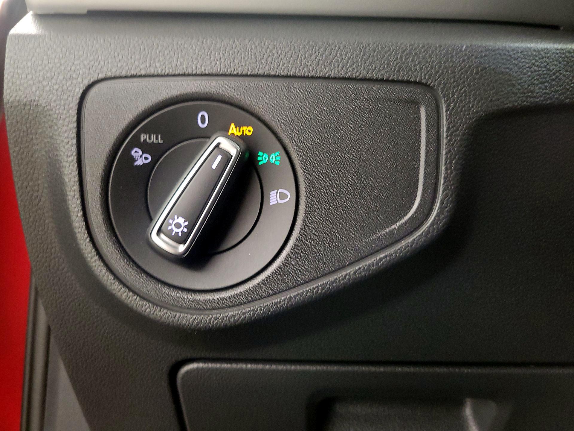 Thumbnail: 2022 Volkswagen Atlas - 13