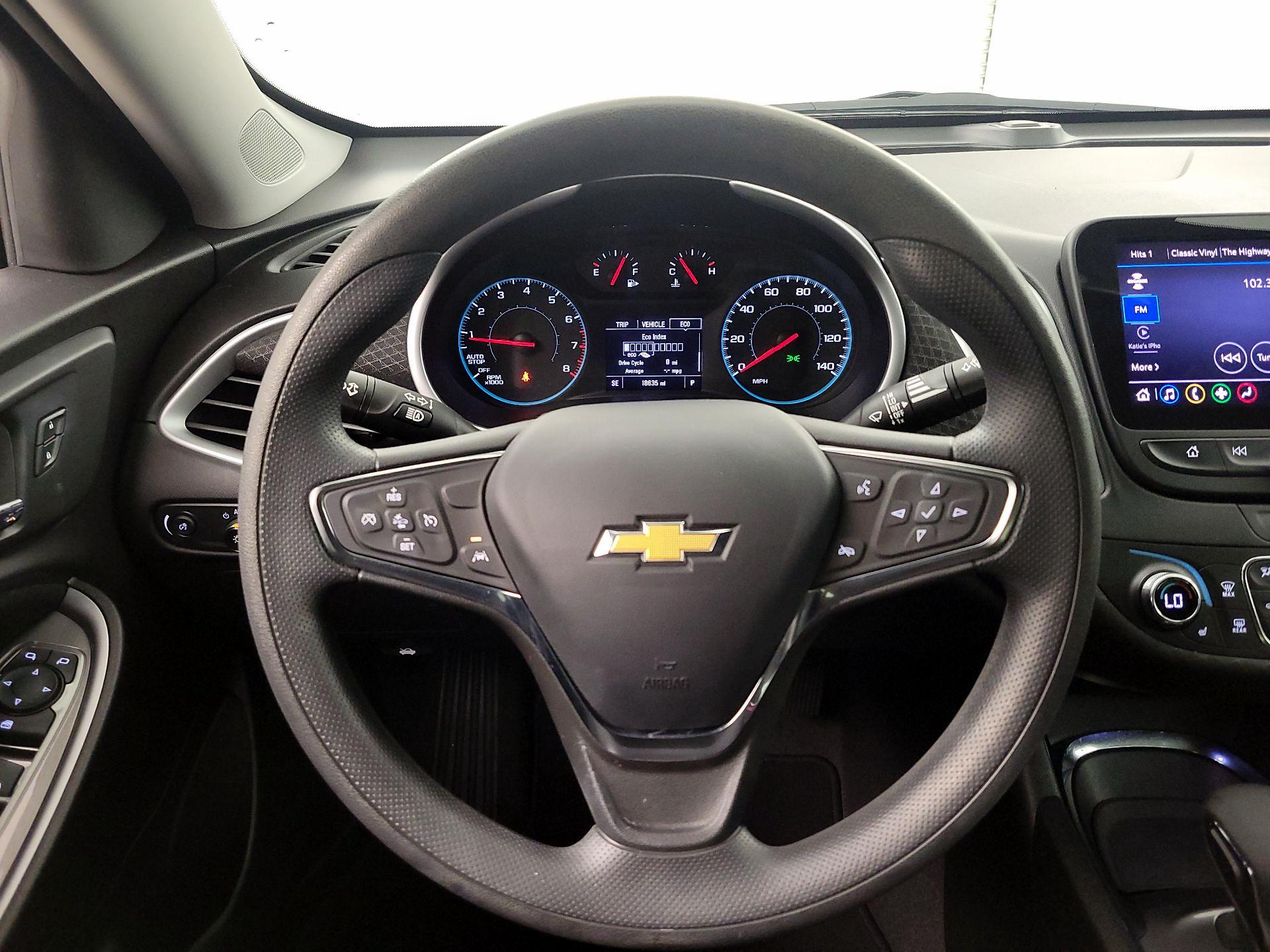 Thumbnail: 2023 Chevrolet Malibu - 10