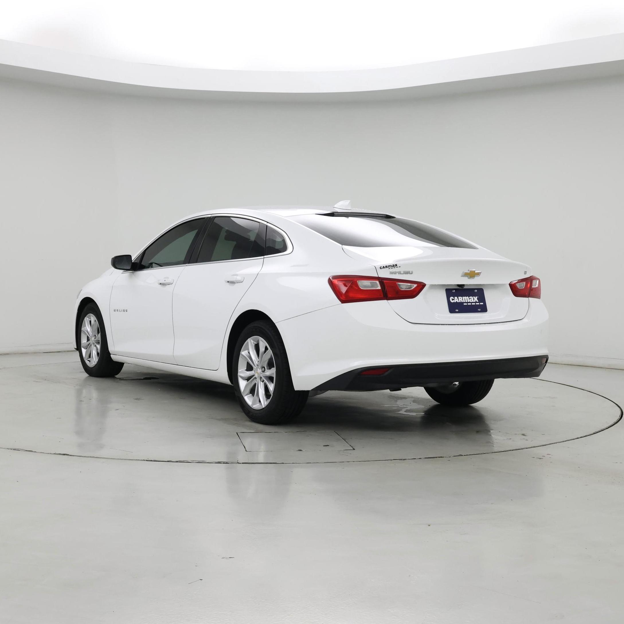 Thumbnail: 2023 Chevrolet Malibu - 2