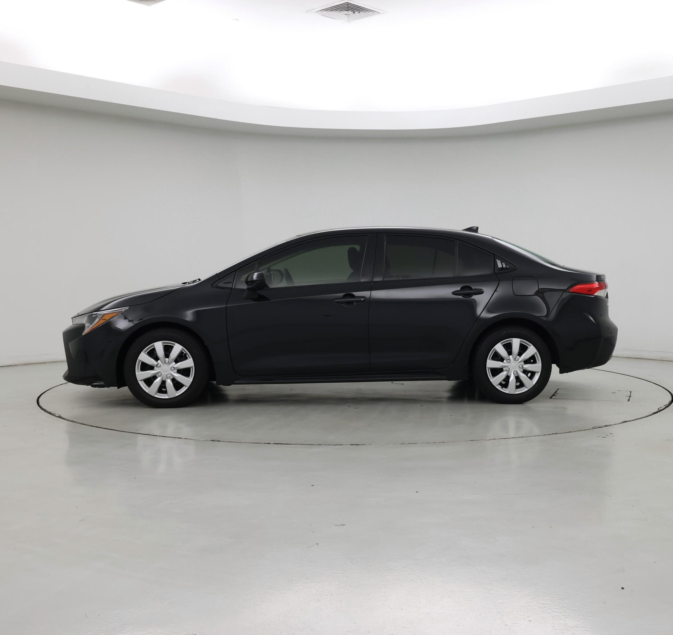 Thumbnail: 2021 Toyota Corolla - 3