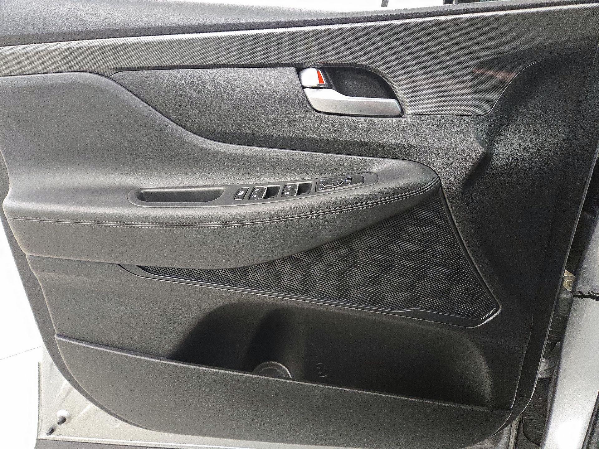 Thumbnail: 2022 Hyundai Santa Fe - 12