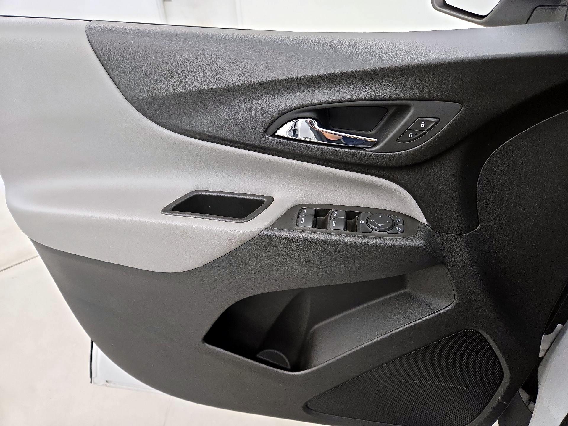 Thumbnail: 2021 Chevrolet Equinox - 12