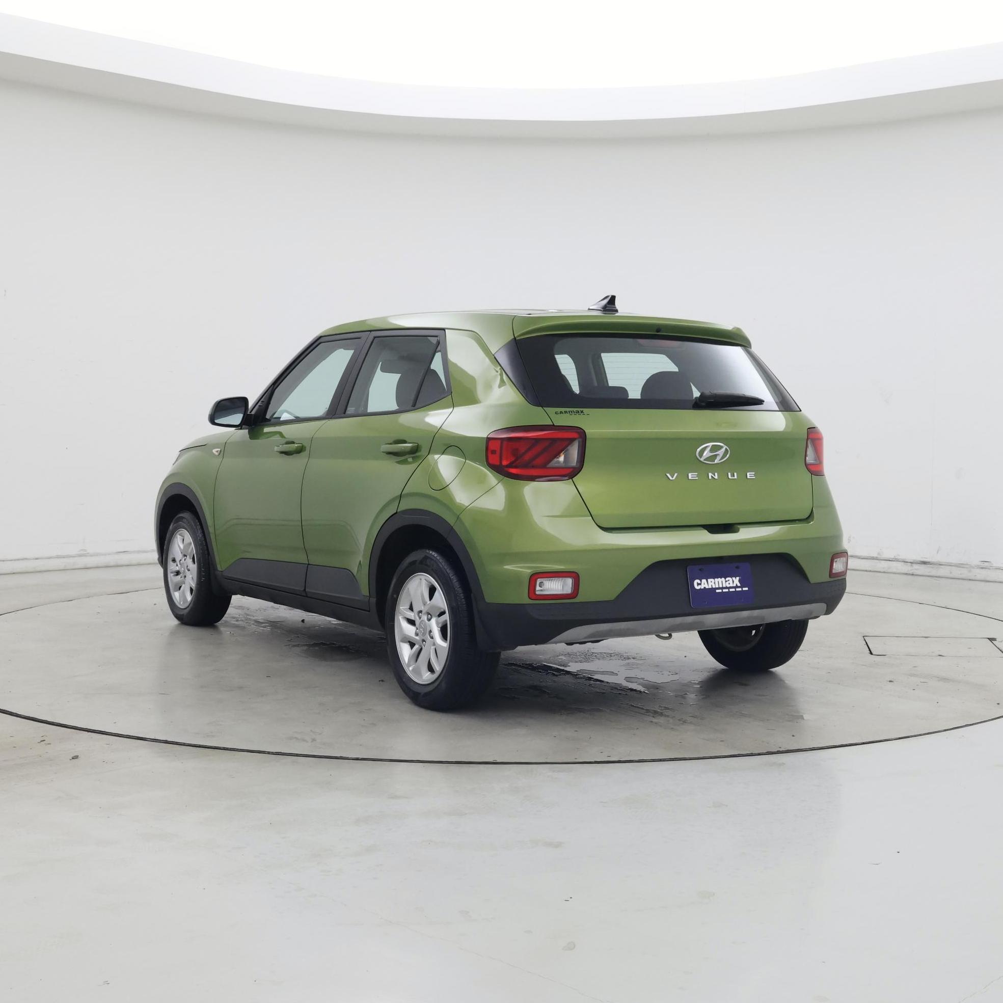 Thumbnail: 2022 Hyundai Venue - 2