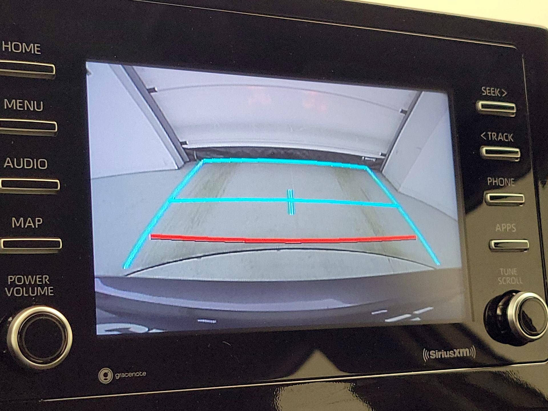 Thumbnail: 2022 Toyota Camry - 14