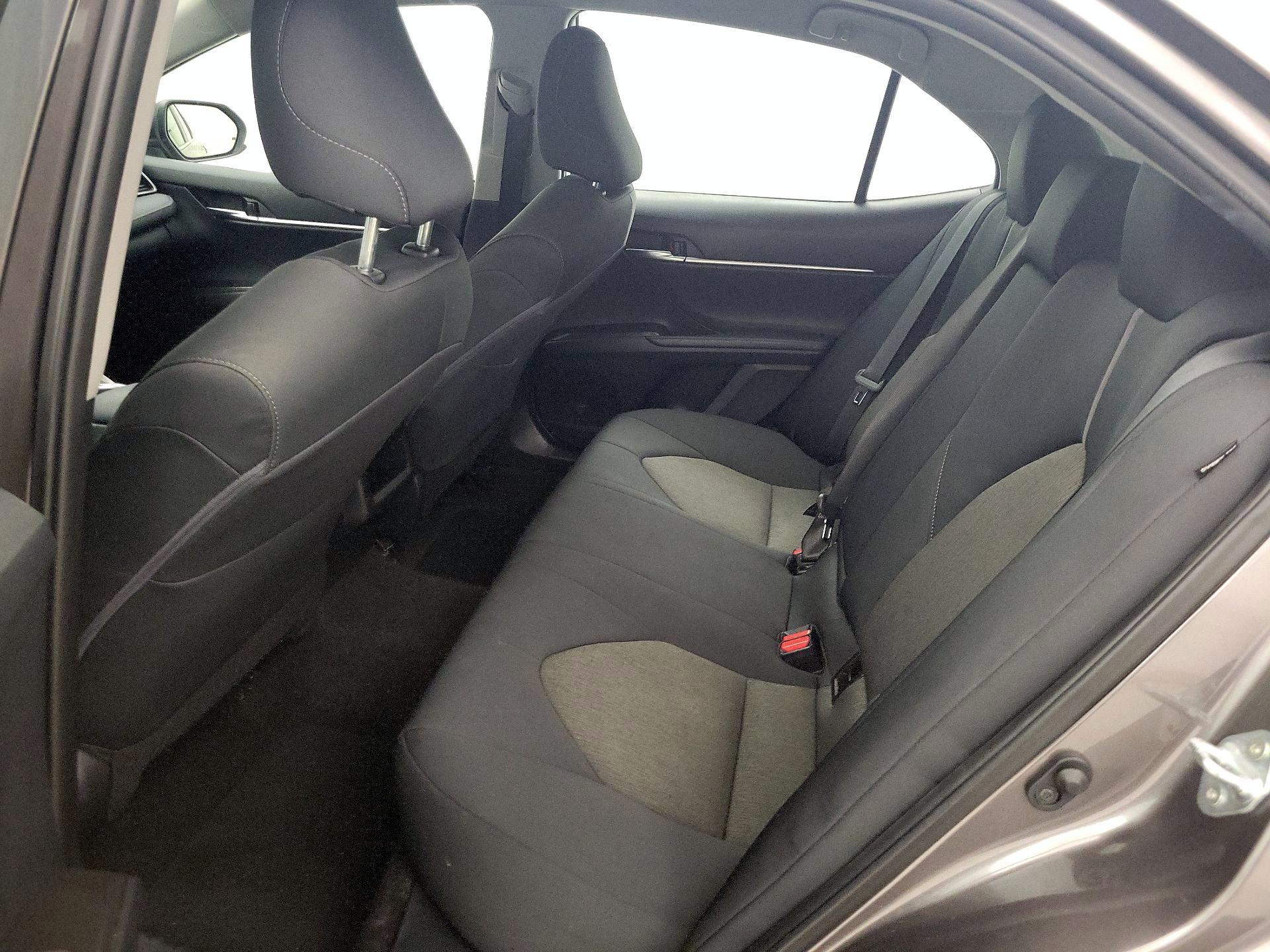 Thumbnail: 2022 Toyota Camry - 19