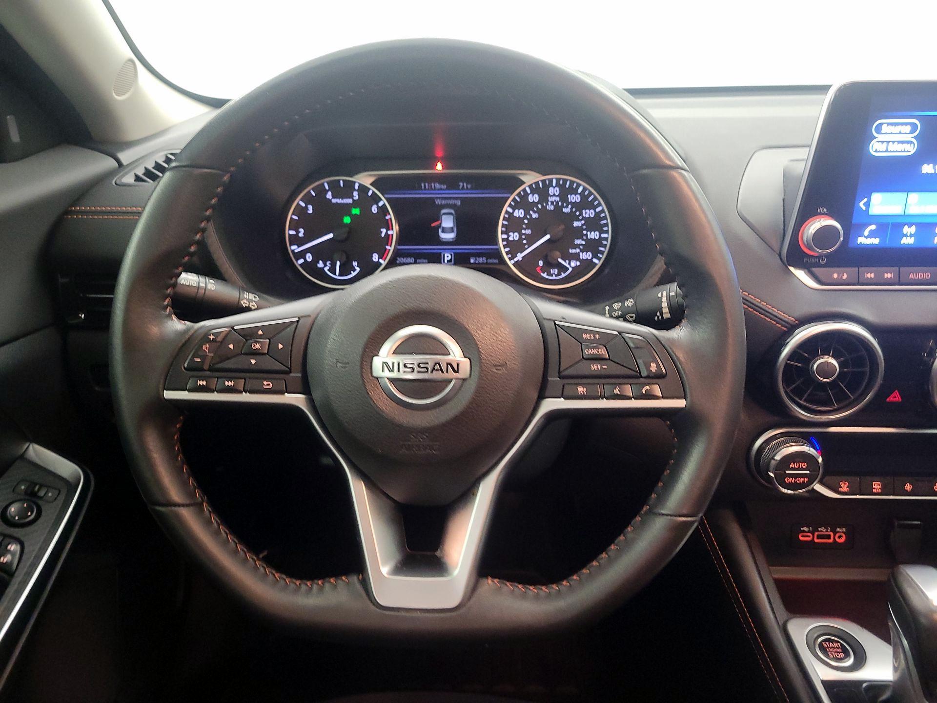 Thumbnail: 2022 Nissan Sentra - 10