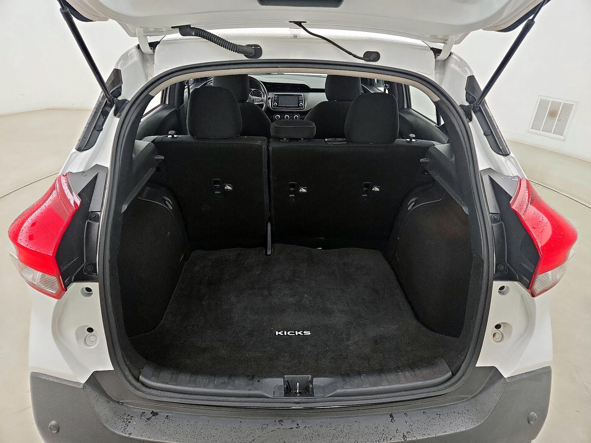 Thumbnail: 2020 Nissan Kicks - 20