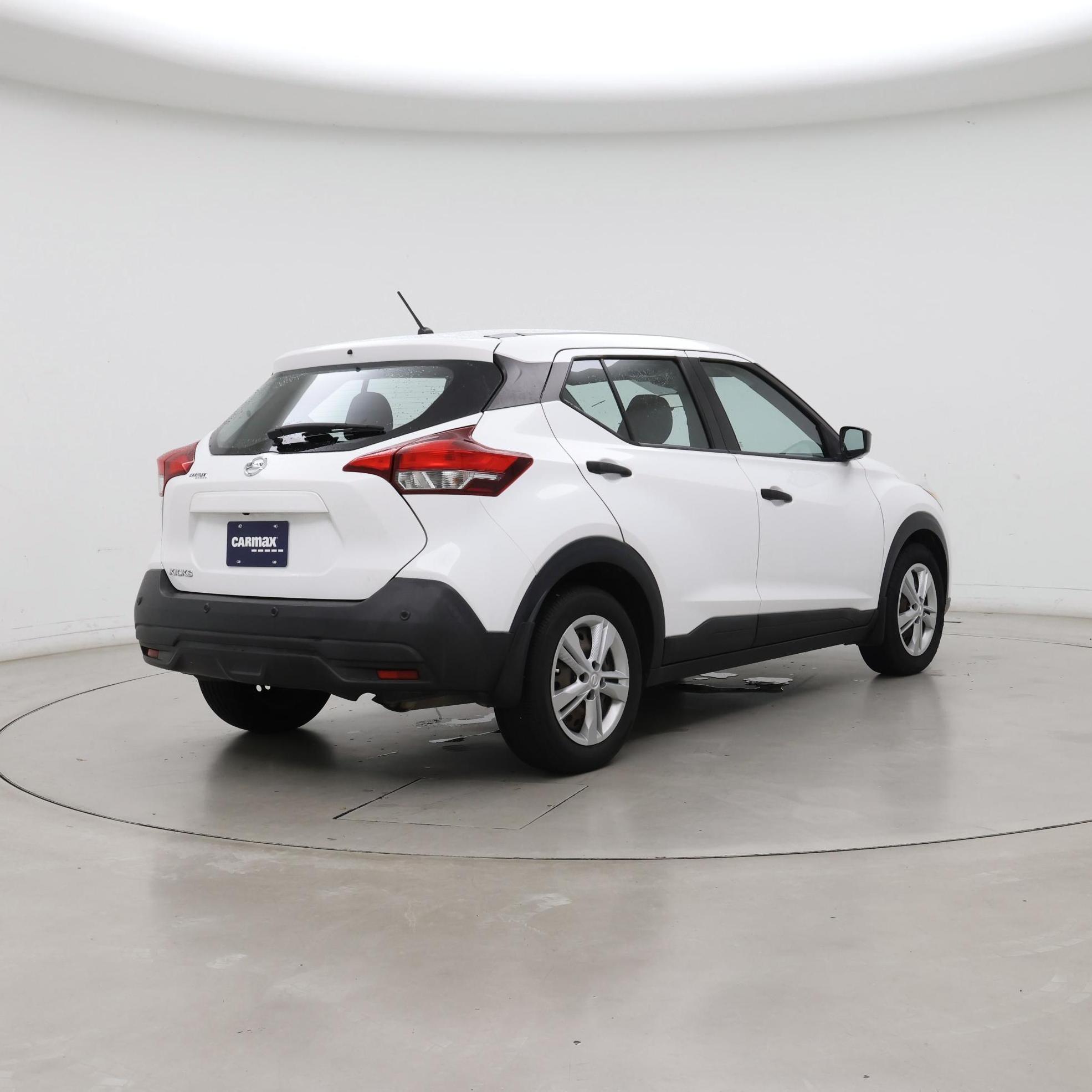 Thumbnail: 2020 Nissan Kicks - 8