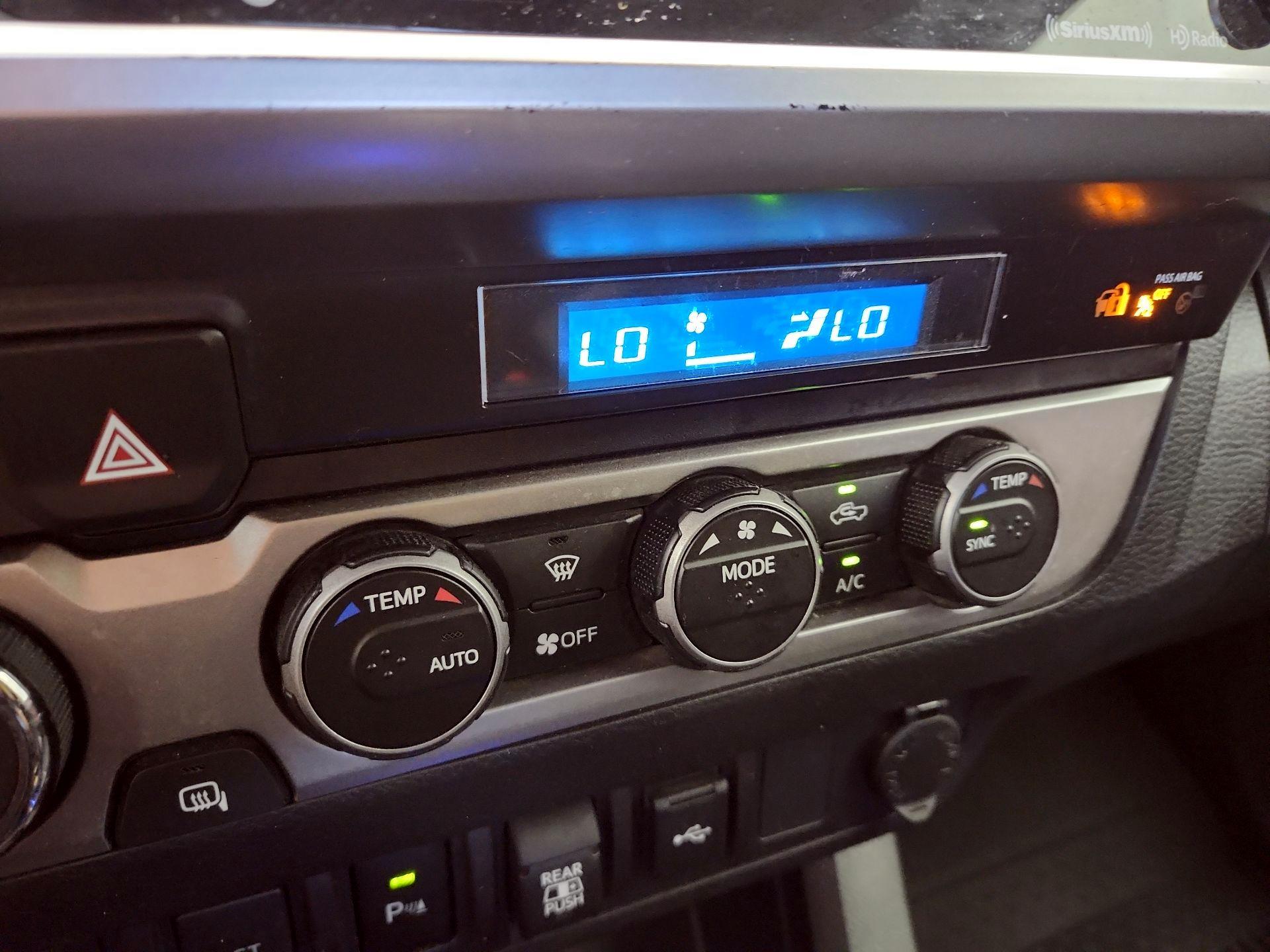 Thumbnail: 2023 Toyota Tacoma - 17
