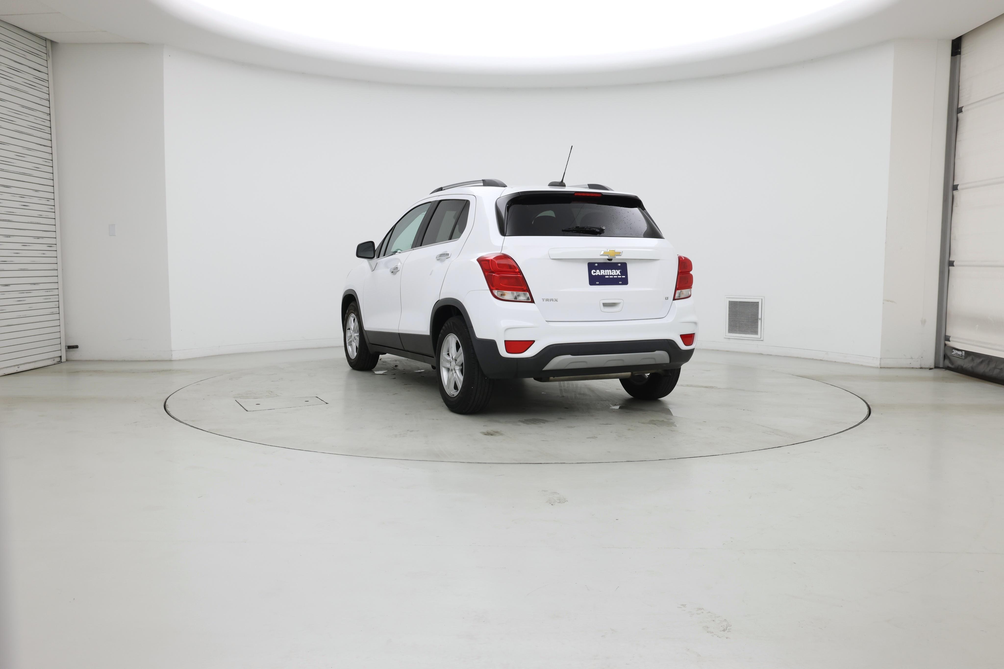 Thumbnail: 2020 Chevrolet Trax - 2