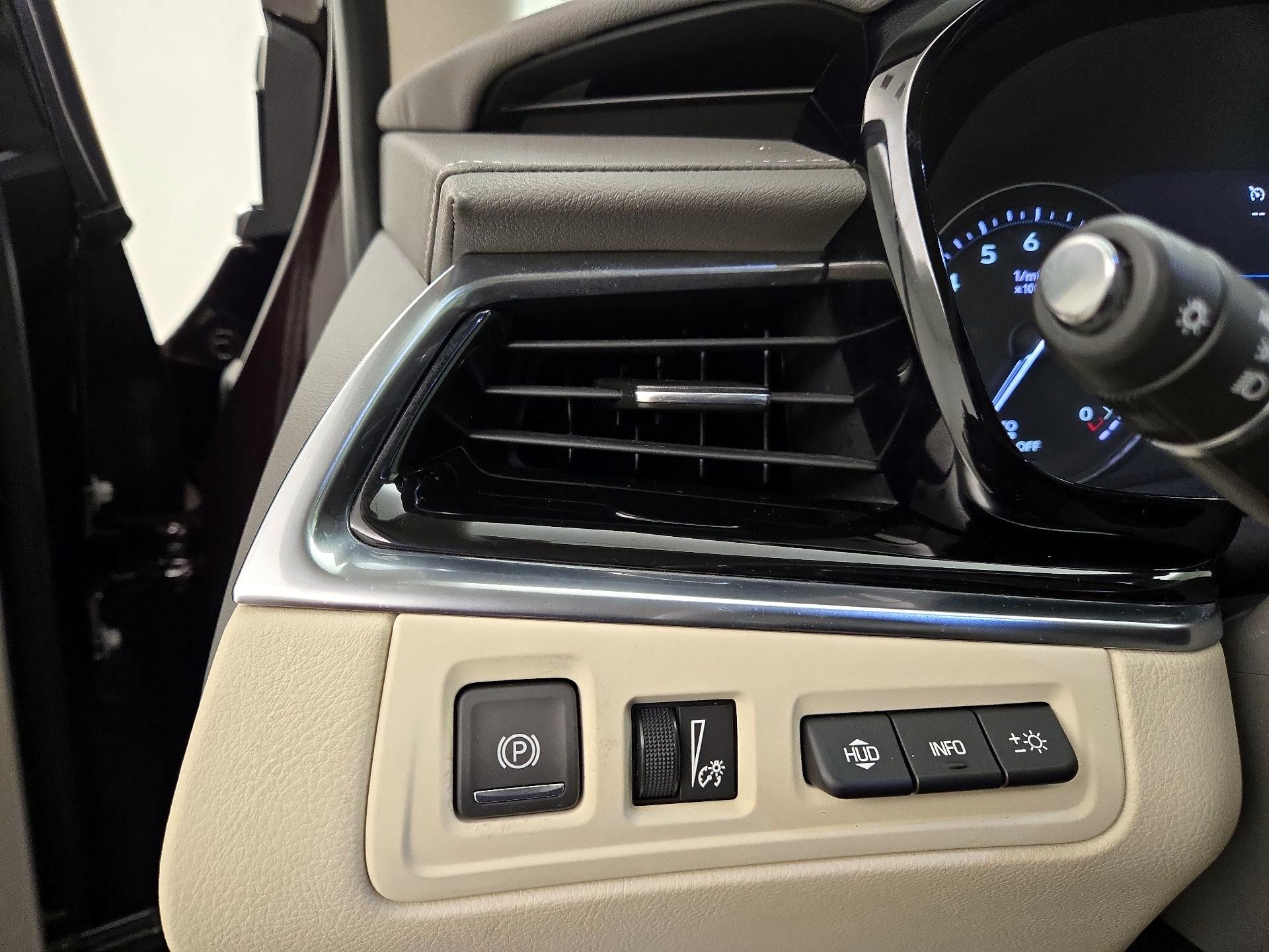 Thumbnail: 2021 Cadillac XT6 - 13
