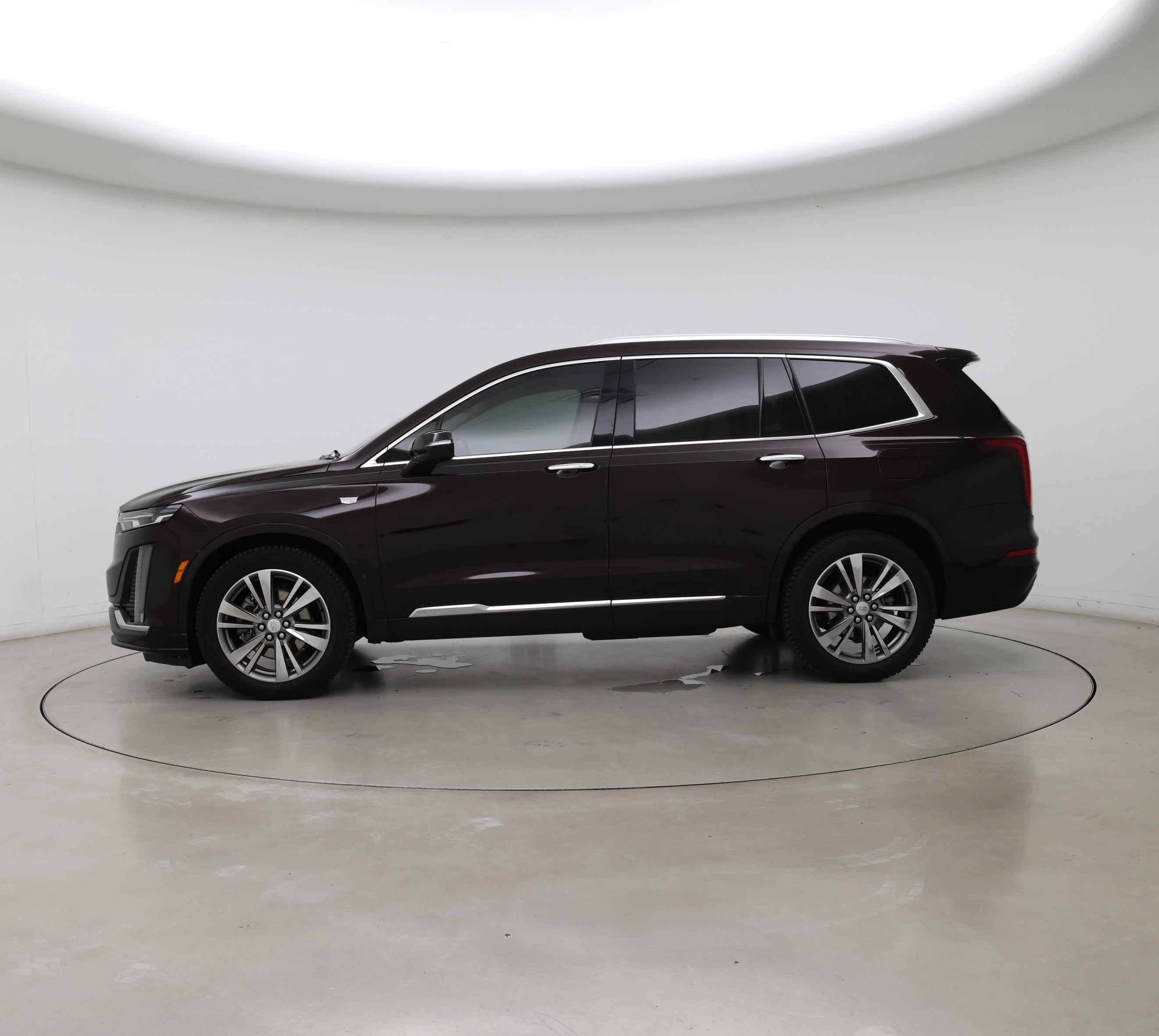 Thumbnail: 2021 Cadillac XT6 - 3