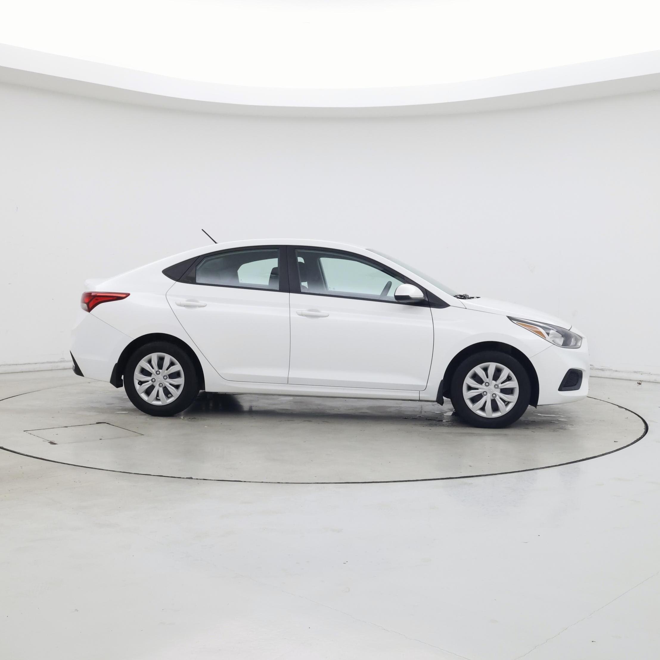 Thumbnail: 2022 Hyundai Accent - 7
