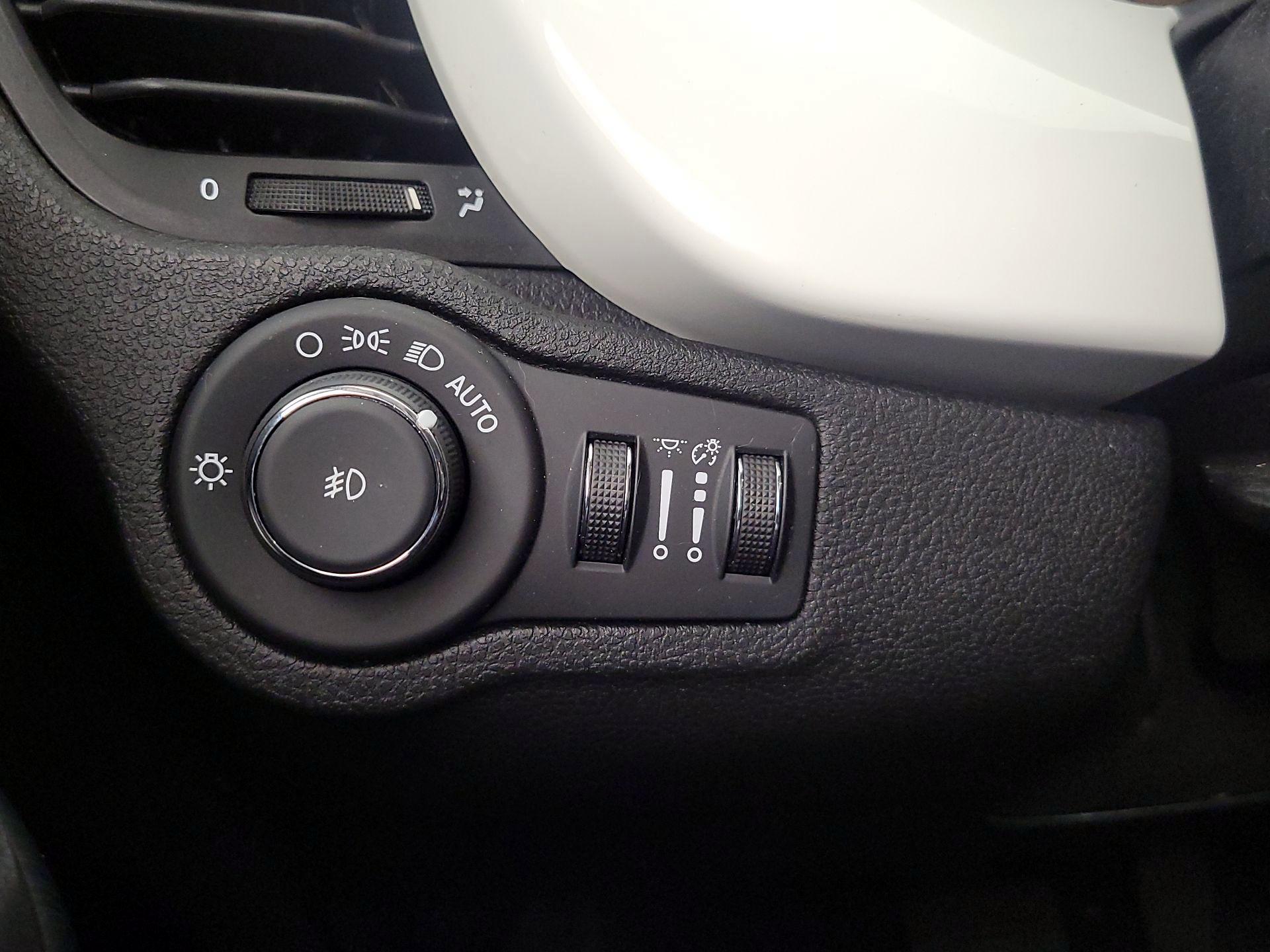 Thumbnail: 2021 Fiat 500X - 13
