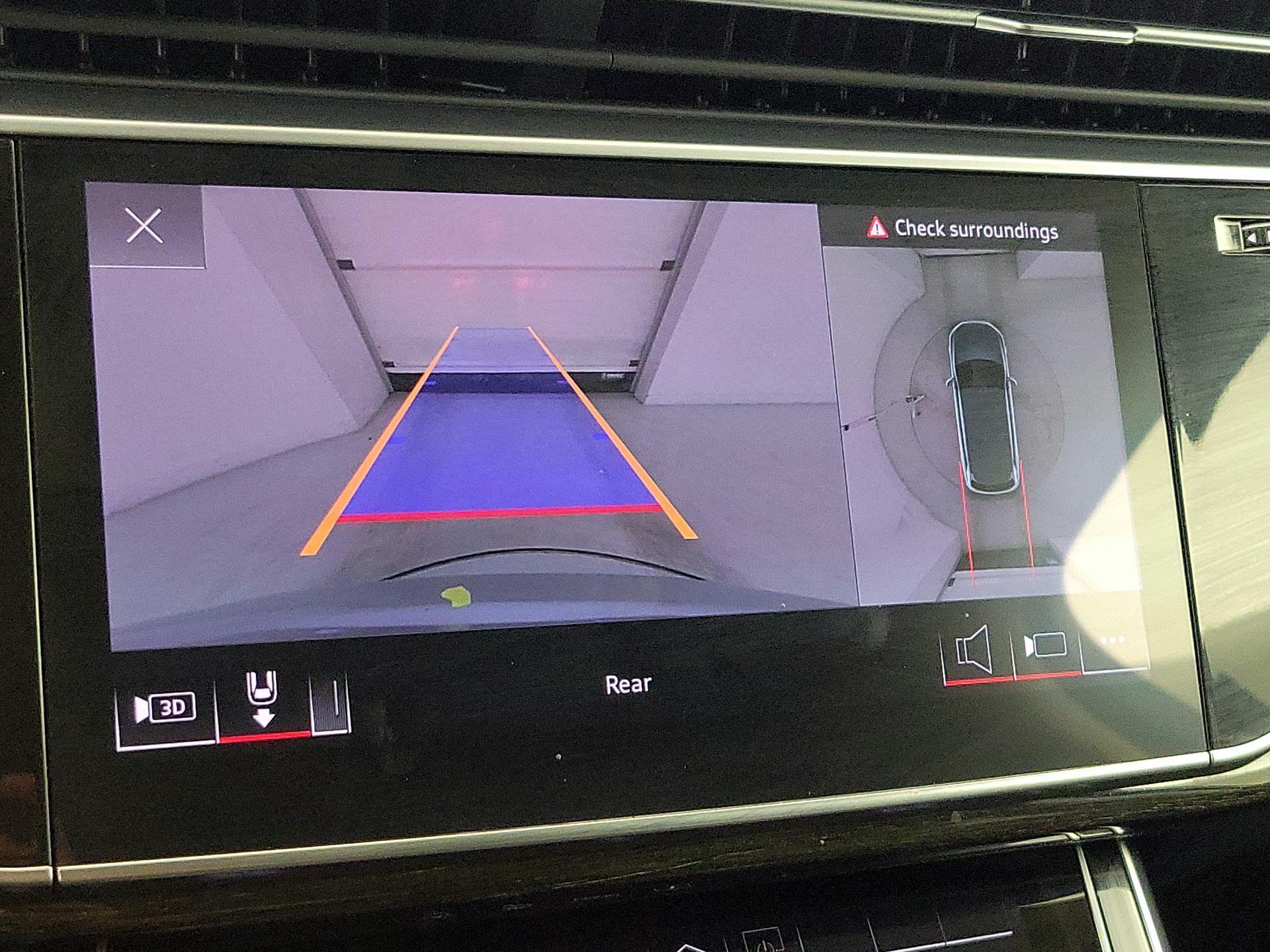 Thumbnail: 2022 Audi Q7 - 15