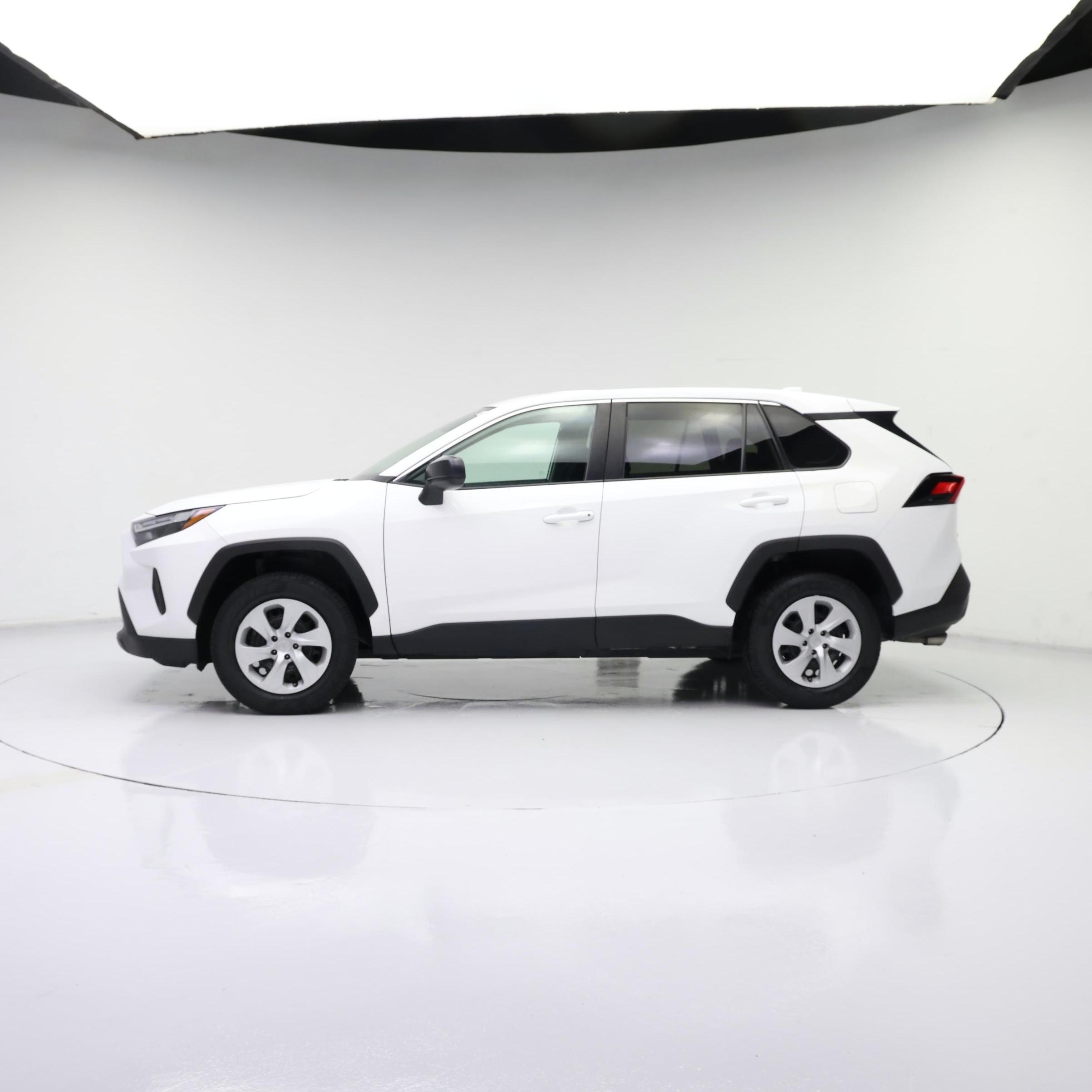 Thumbnail: 2024 Toyota RAV4 - 3