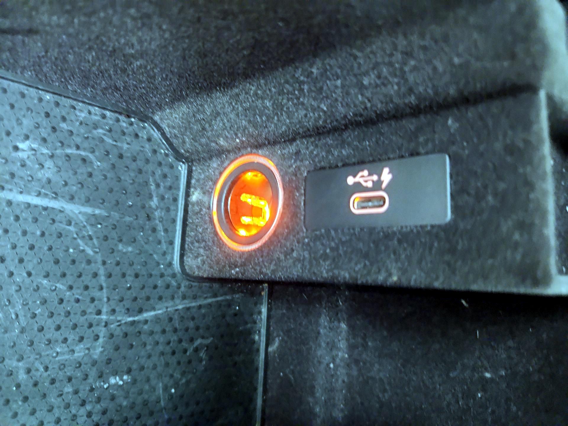 Thumbnail: 2020 BMW 8 Series - 19