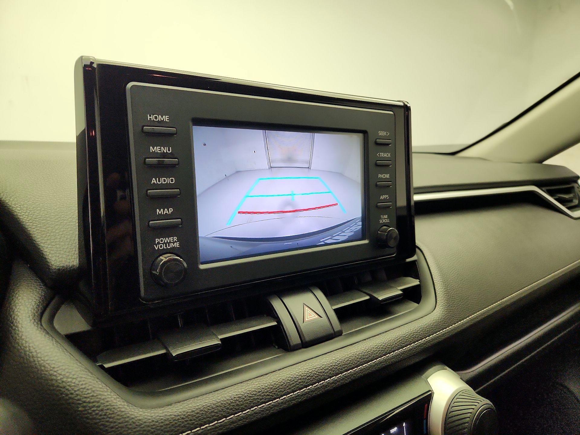 Thumbnail: 2019 Toyota RAV4 - 14