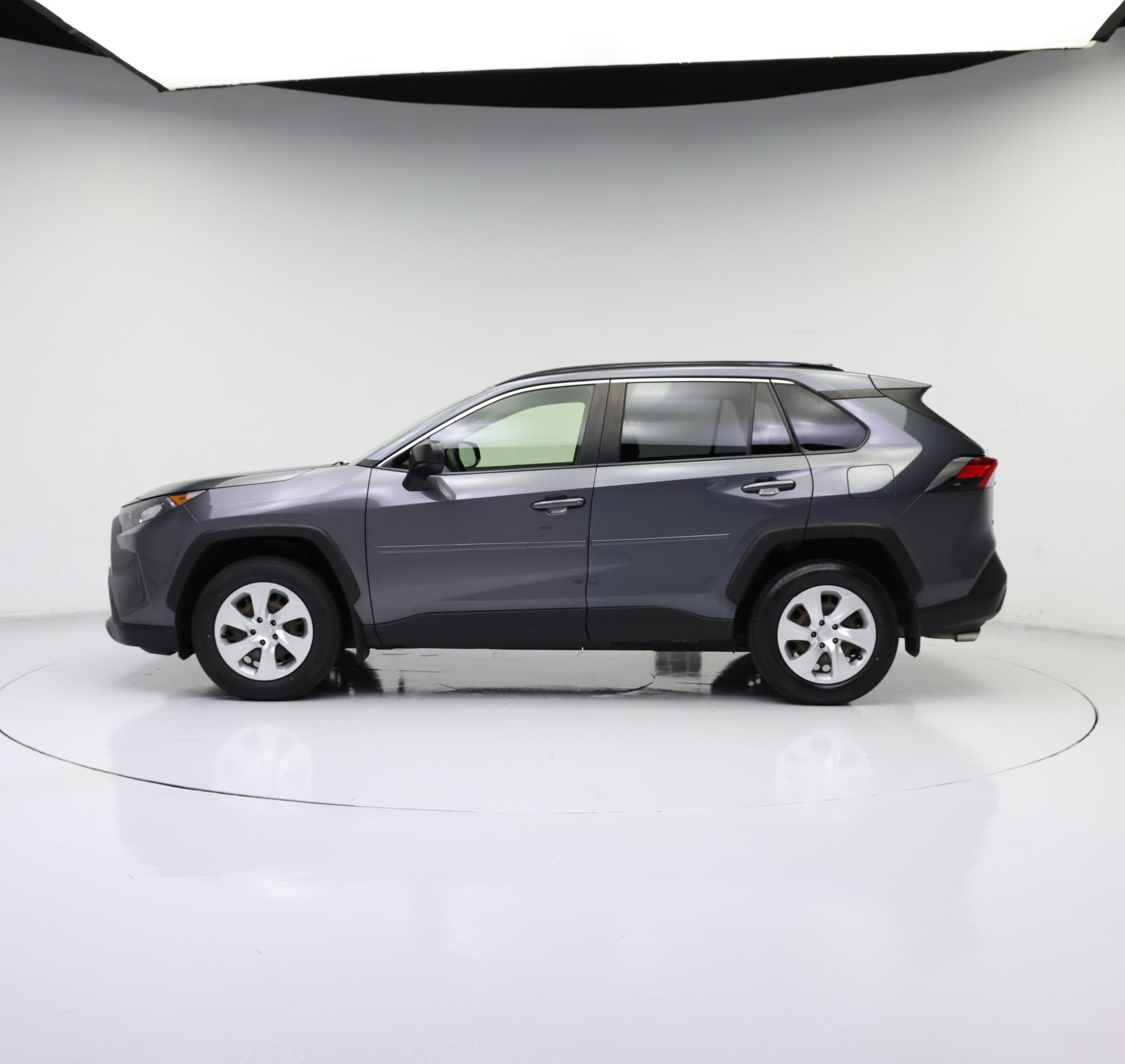 Thumbnail: 2019 Toyota RAV4 - 3
