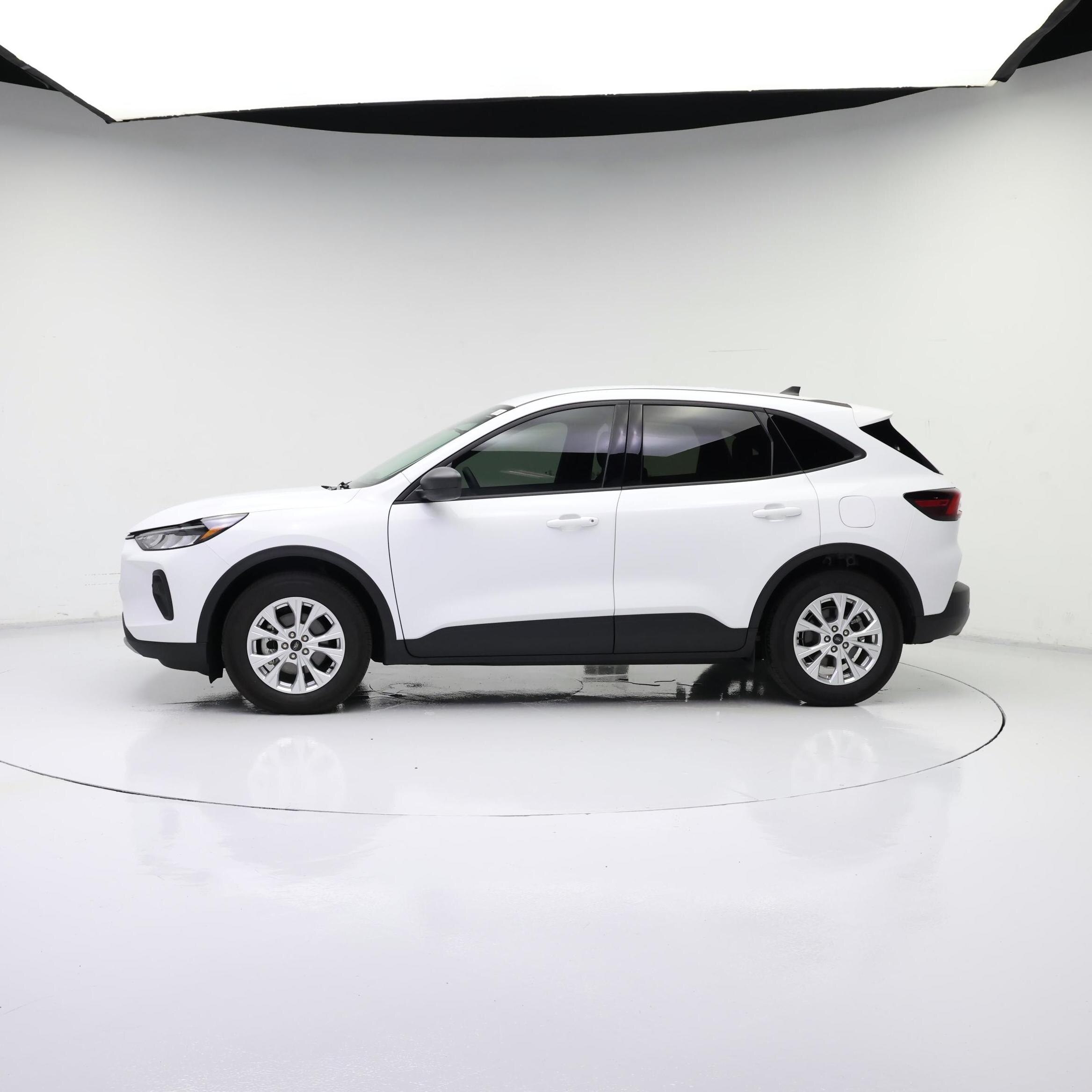 Thumbnail: 2025 Ford Escape - 3