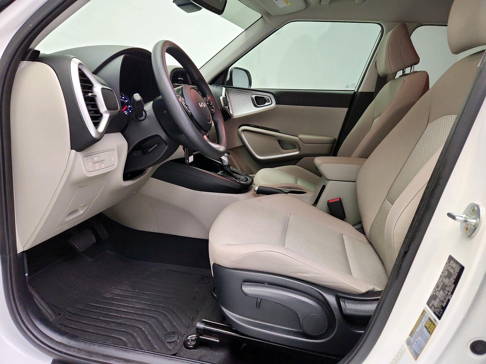 Thumbnail: 2022 Kia Soul - 11