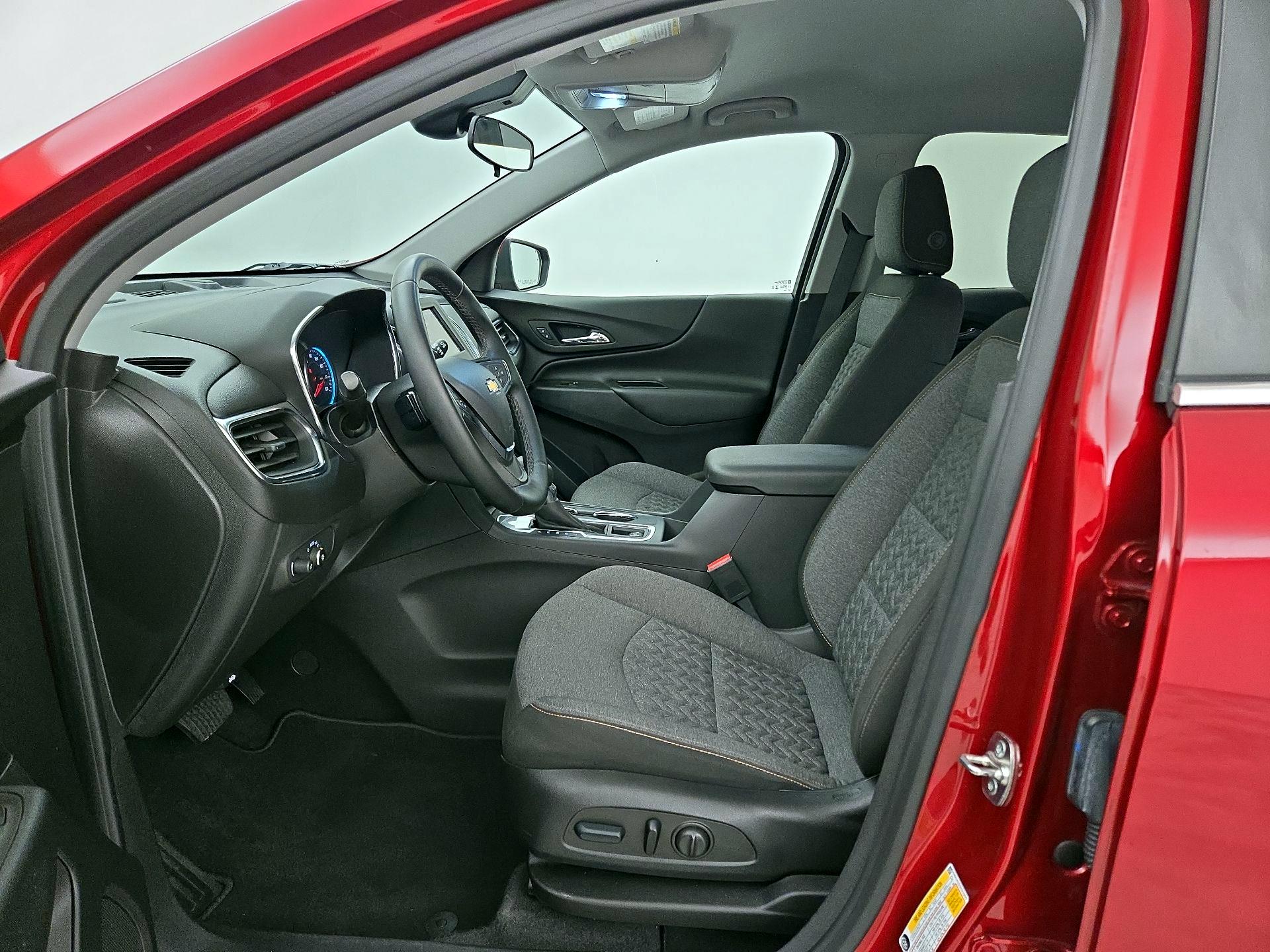 Thumbnail: 2024 Chevrolet Equinox - 11