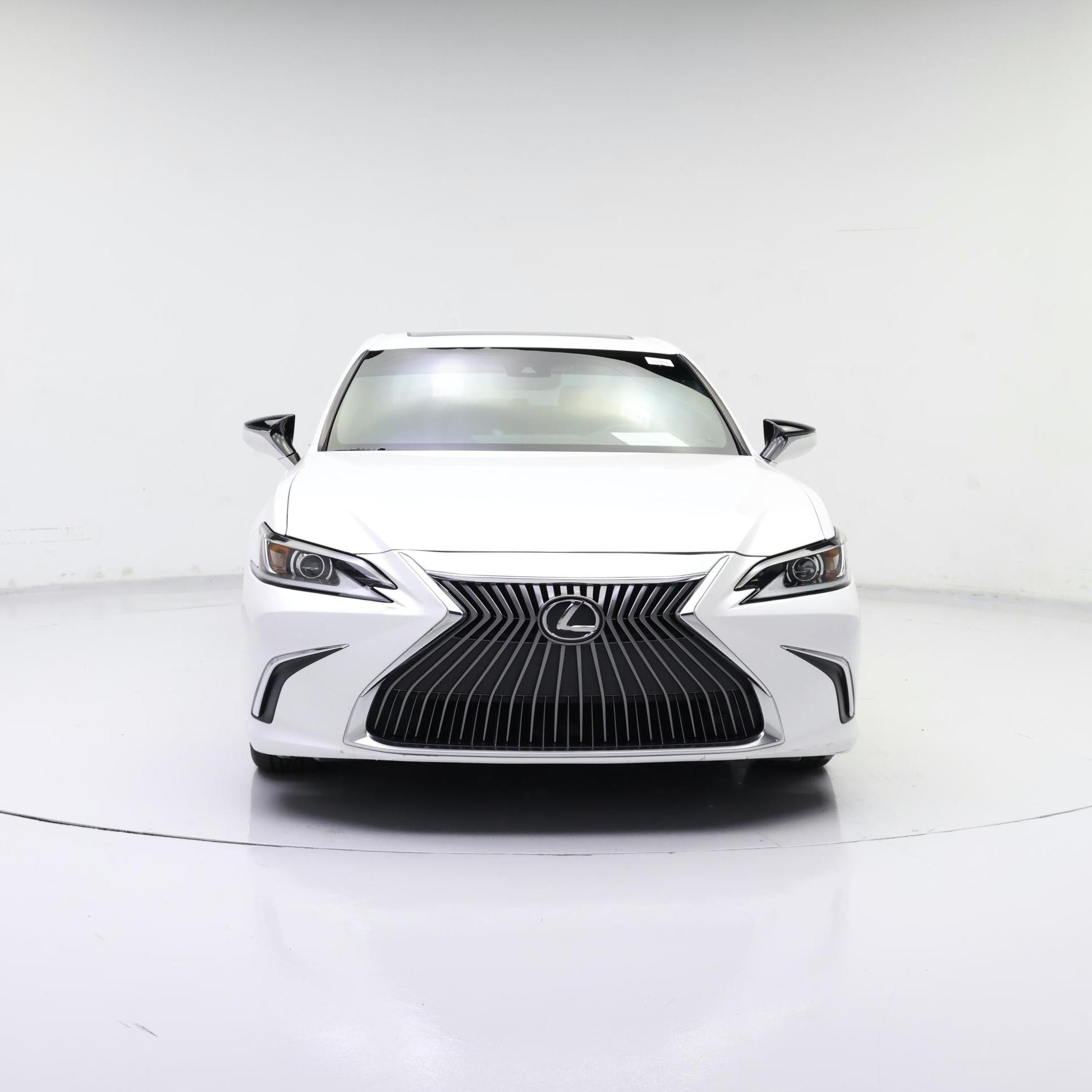 Thumbnail: 2021 Lexus ES - 5