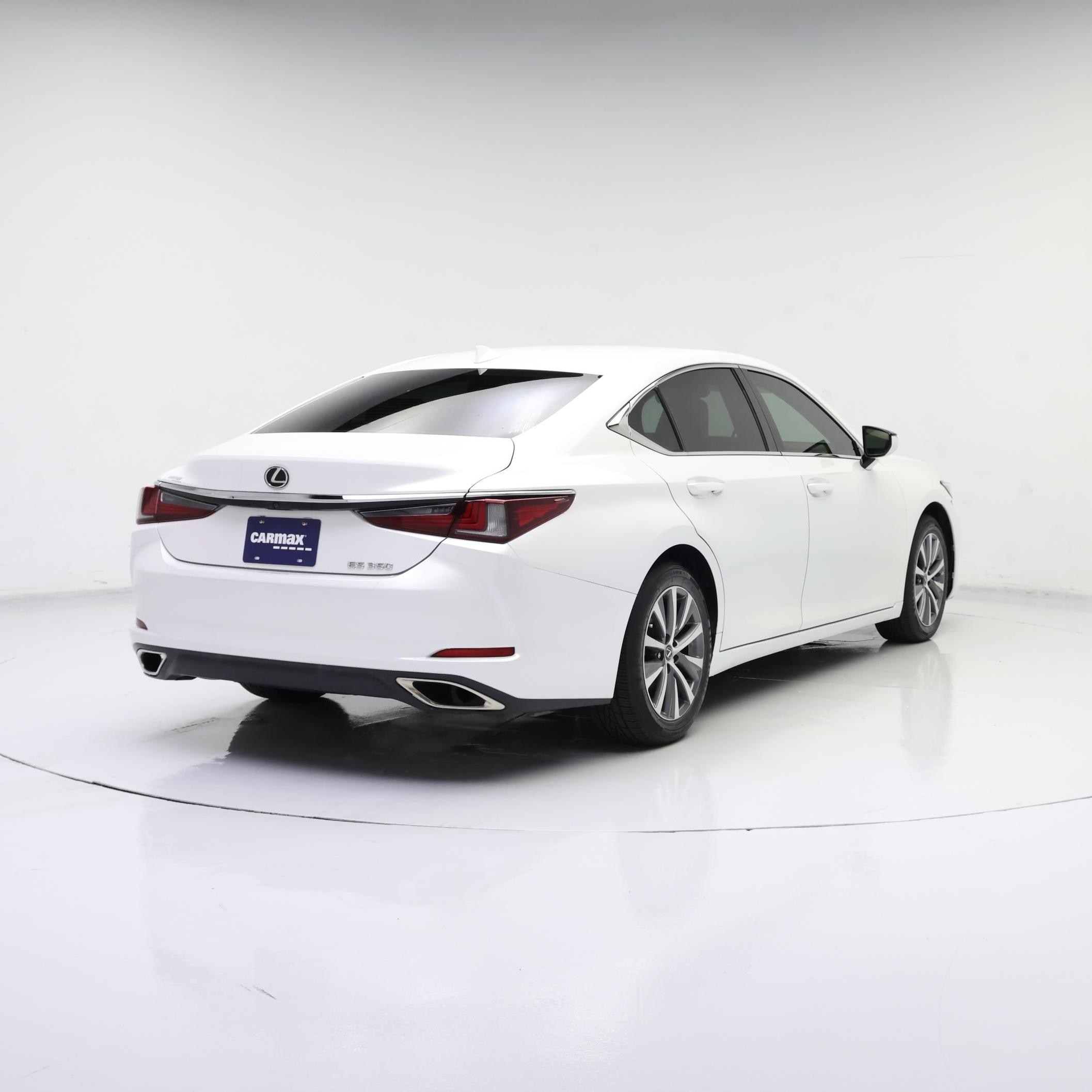 Thumbnail: 2021 Lexus ES - 8