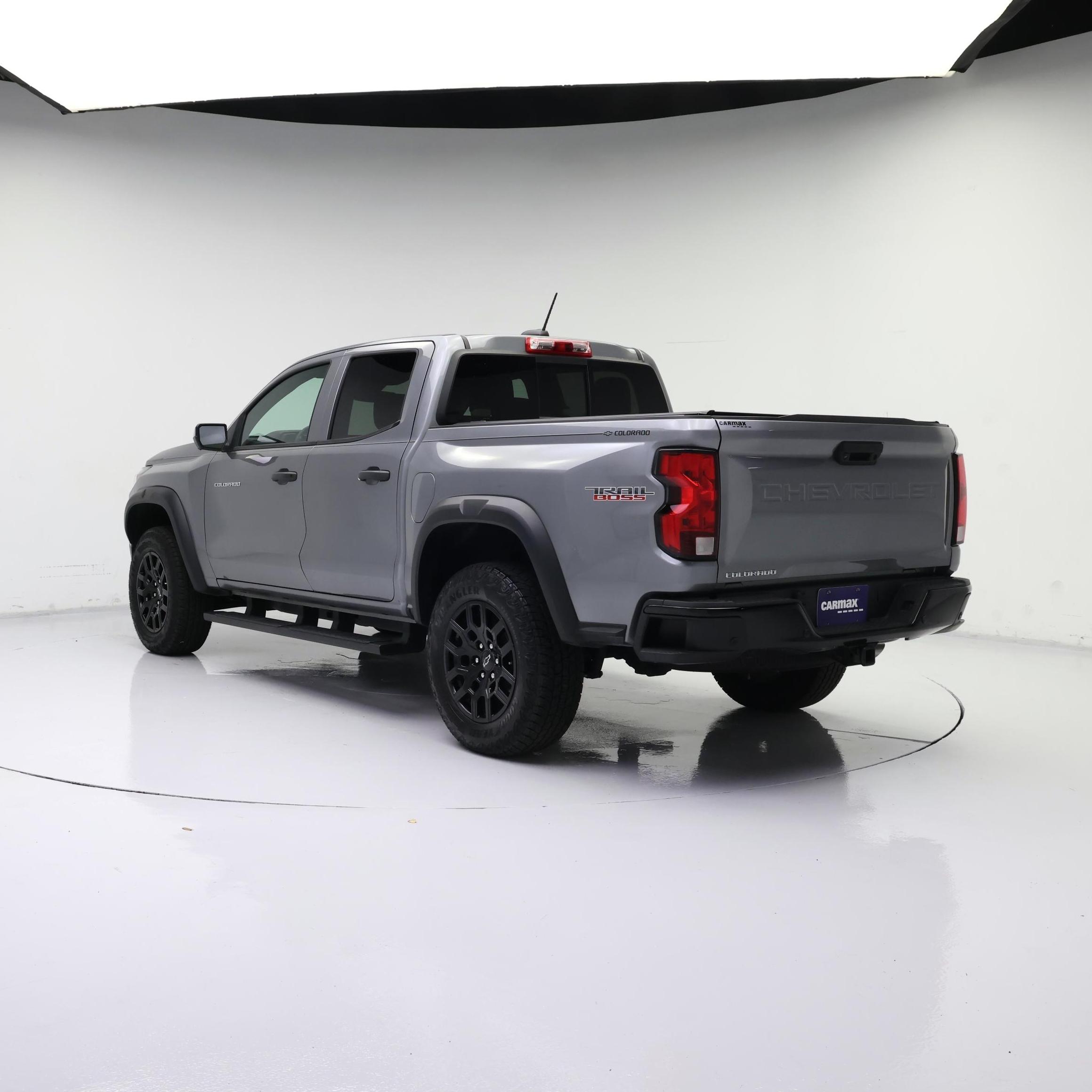 Thumbnail: 2023 Chevrolet Colorado - 2