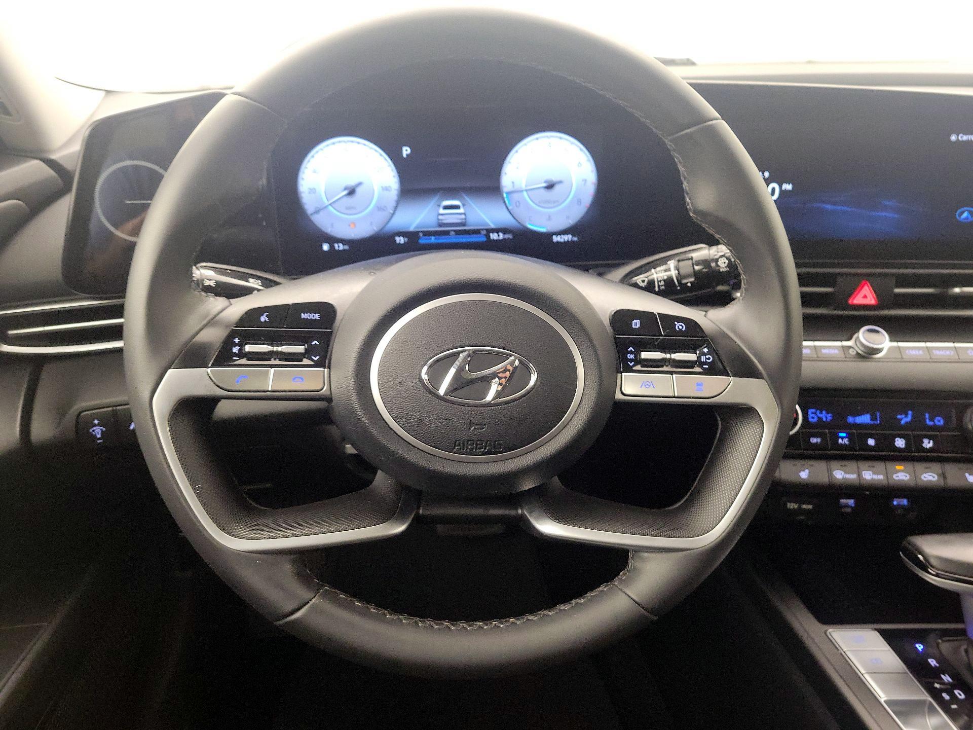 Thumbnail: 2023 Hyundai Elantra - 10