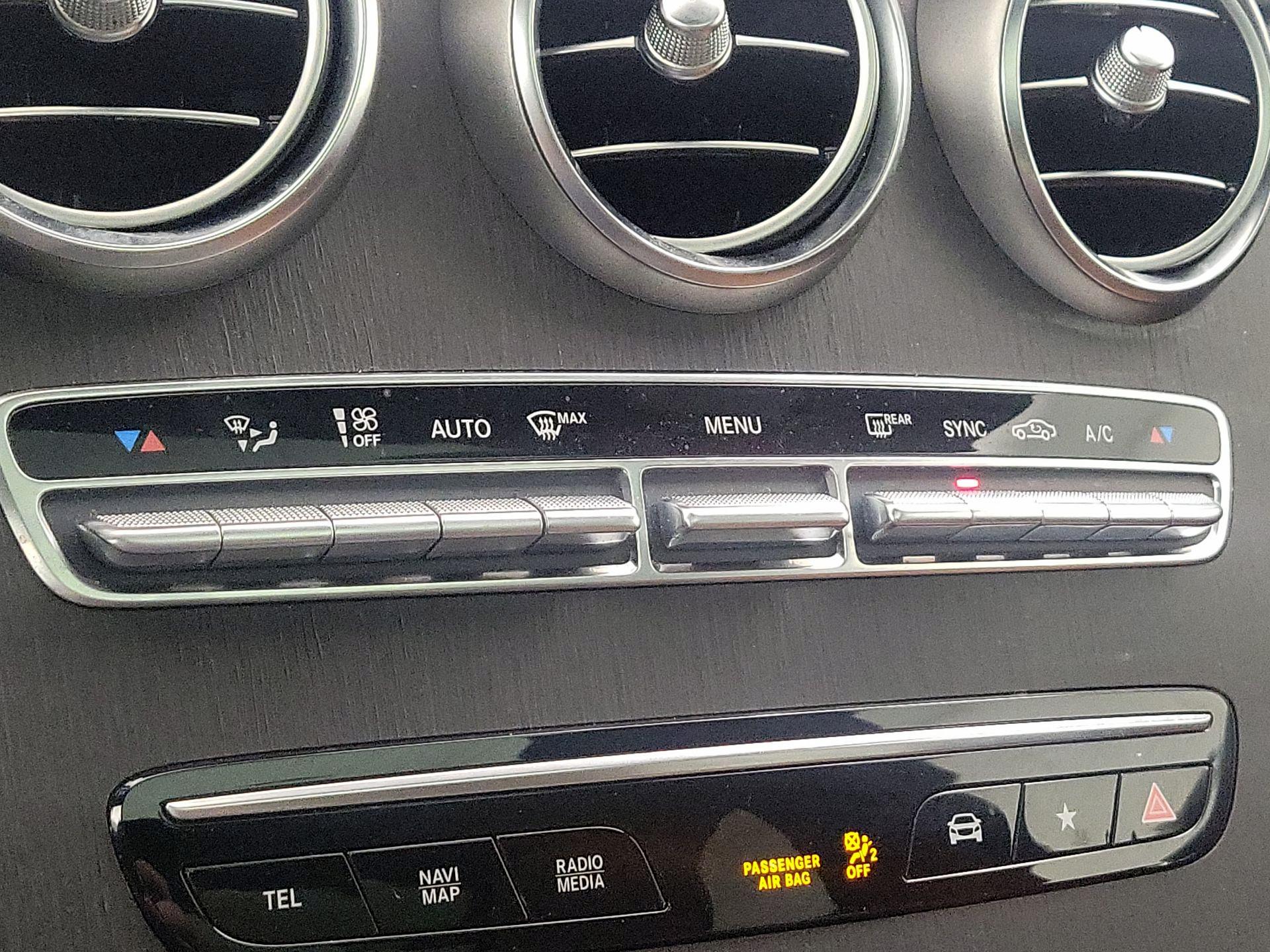 Thumbnail: 2020 Mercedes-Benz GLC - 16