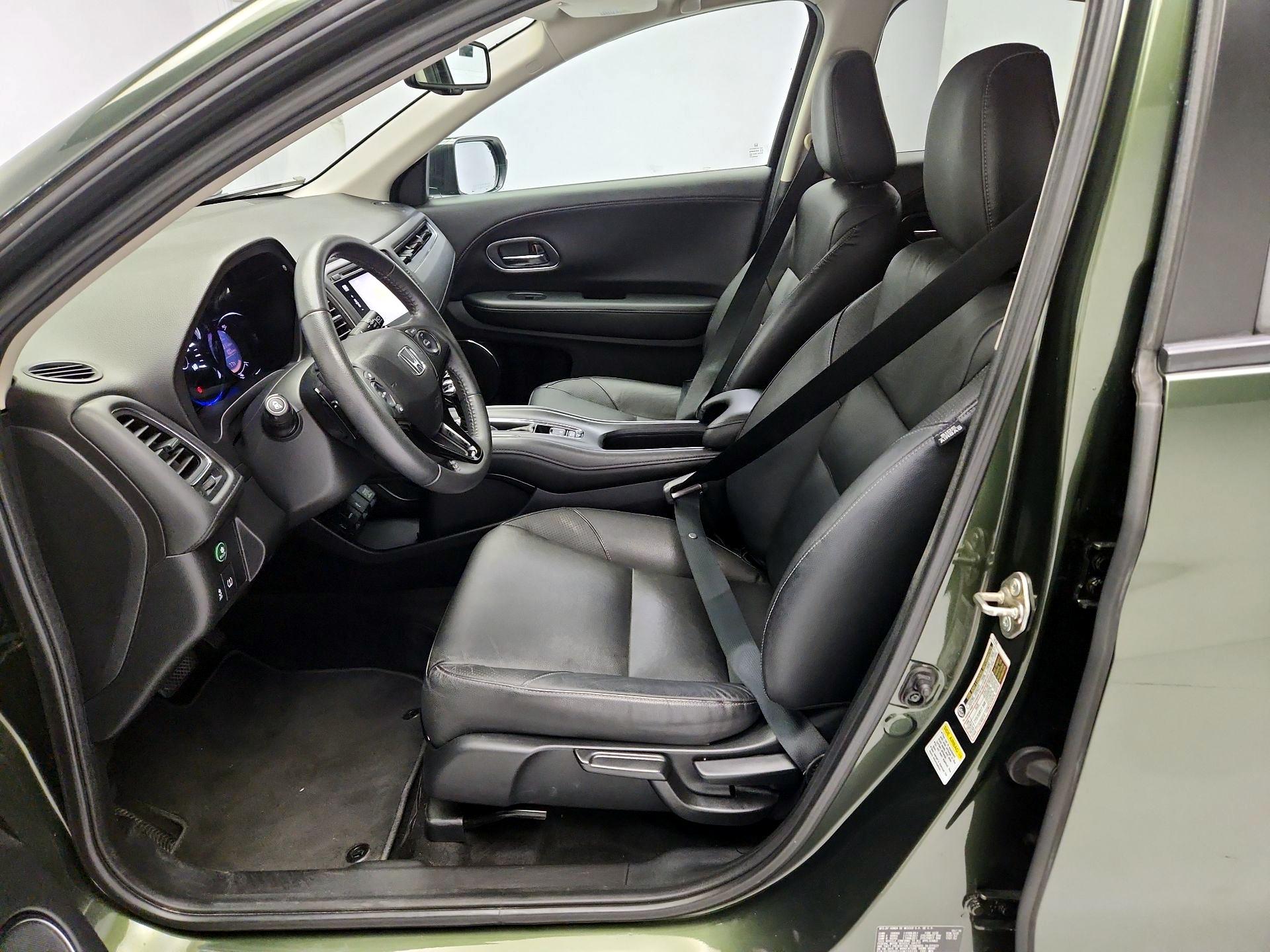 Thumbnail: 2016 Honda HR-V - 11