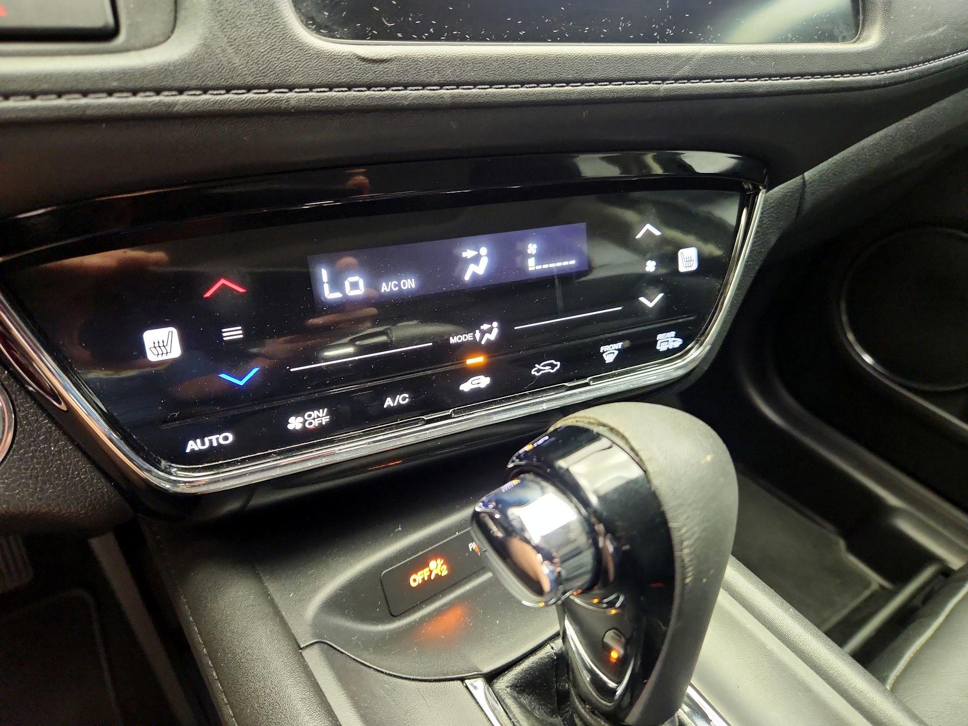 Thumbnail: 2016 Honda HR-V - 17