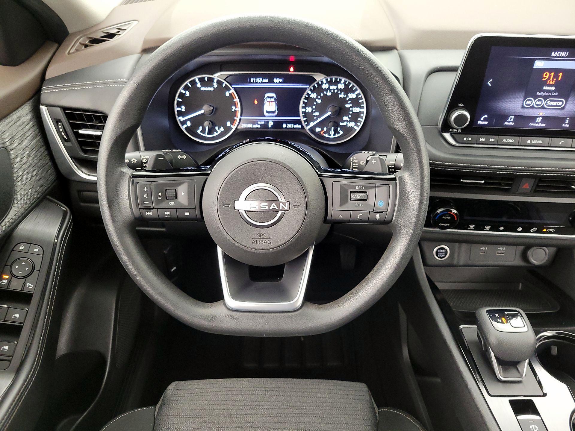 Thumbnail: 2023 Nissan Rogue - 10
