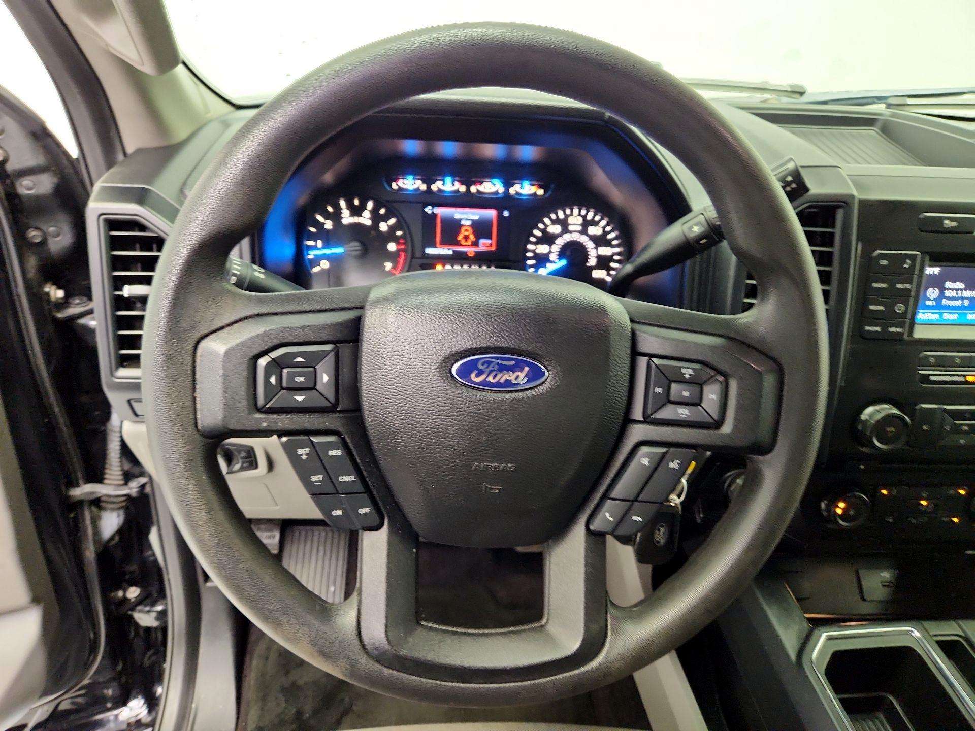 Thumbnail: 2016 Ford F-150 - 10