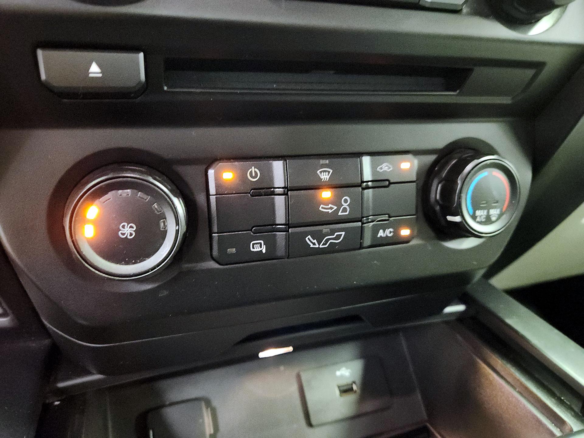 Thumbnail: 2016 Ford F-150 - 16