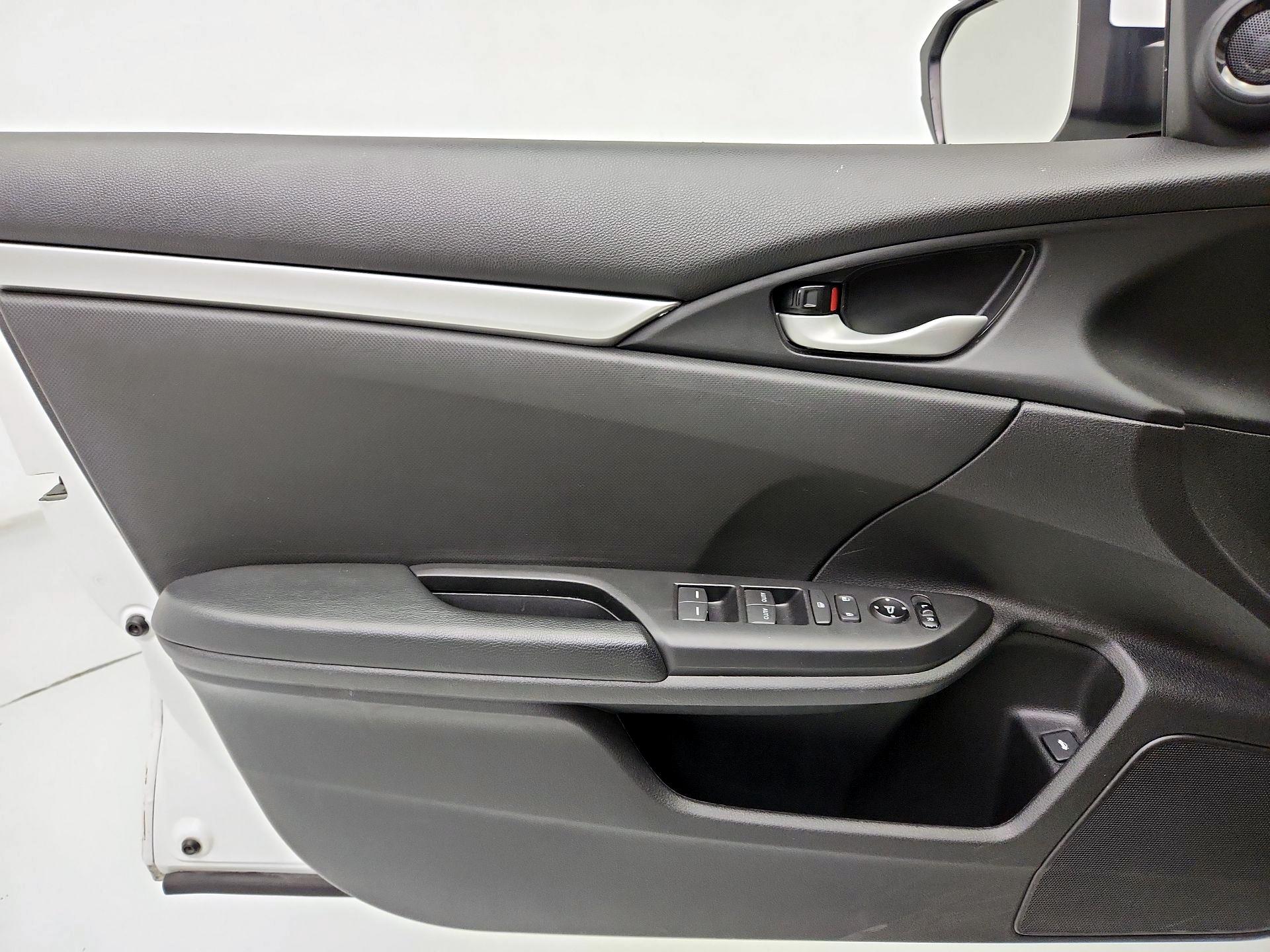 Thumbnail: 2019 Honda Civic - 12