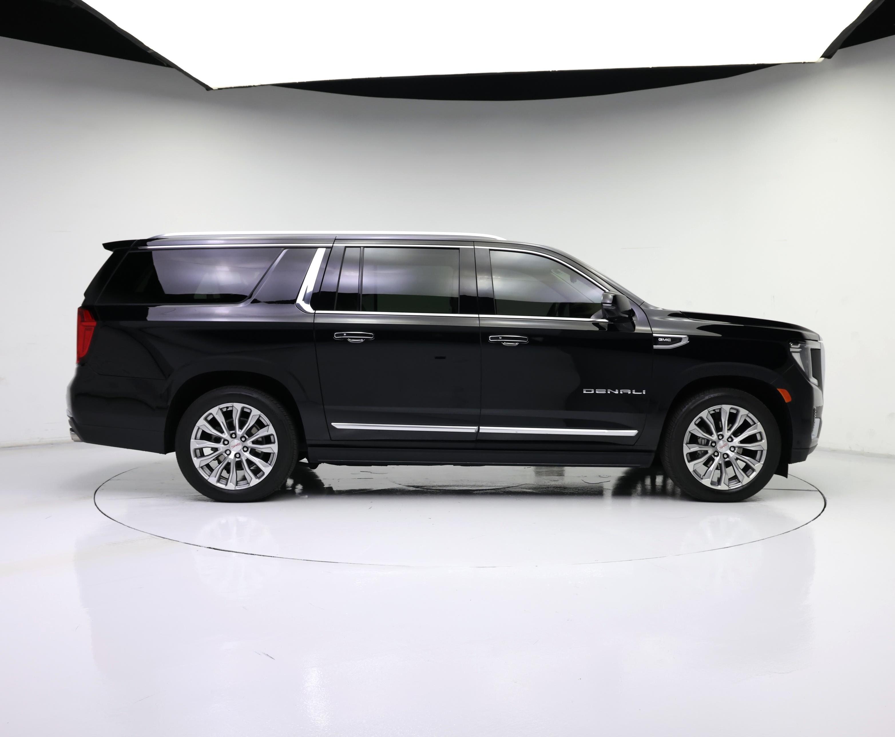 Thumbnail: 2023 GMC Yukon XL - 7