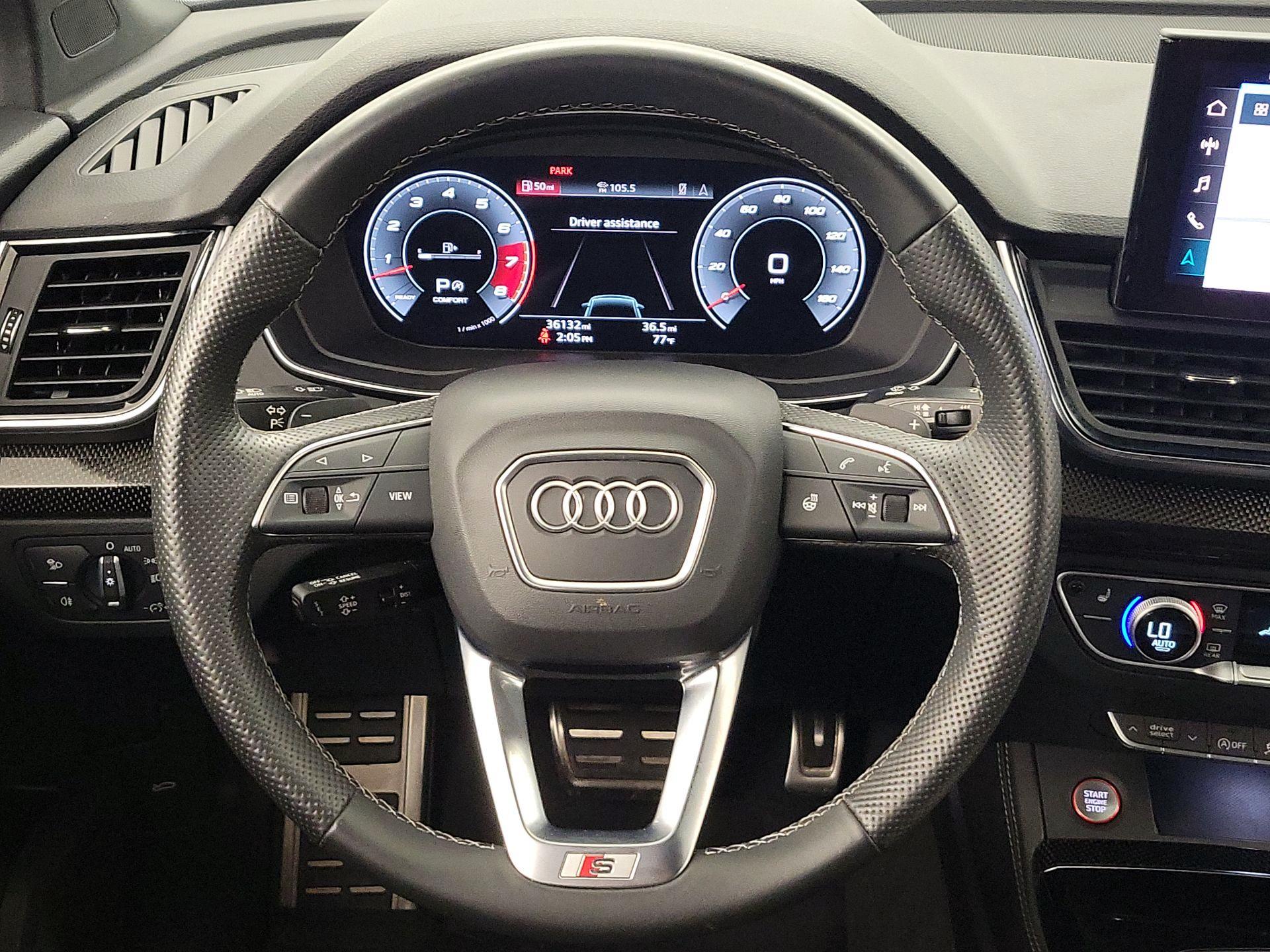 Thumbnail: 2022 Audi SQ5 - 10