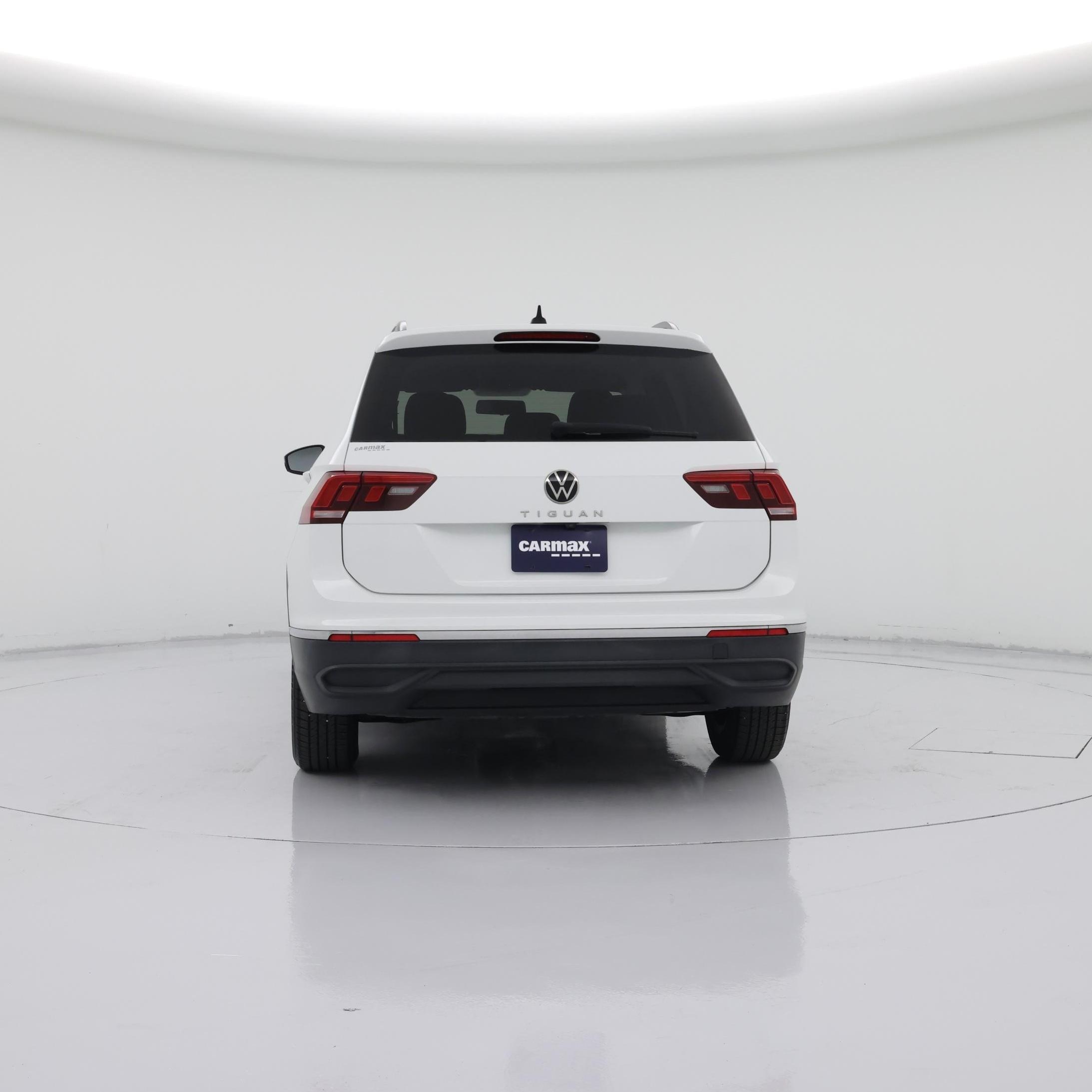 Thumbnail: 2022 Volkswagen Tiguan - 6