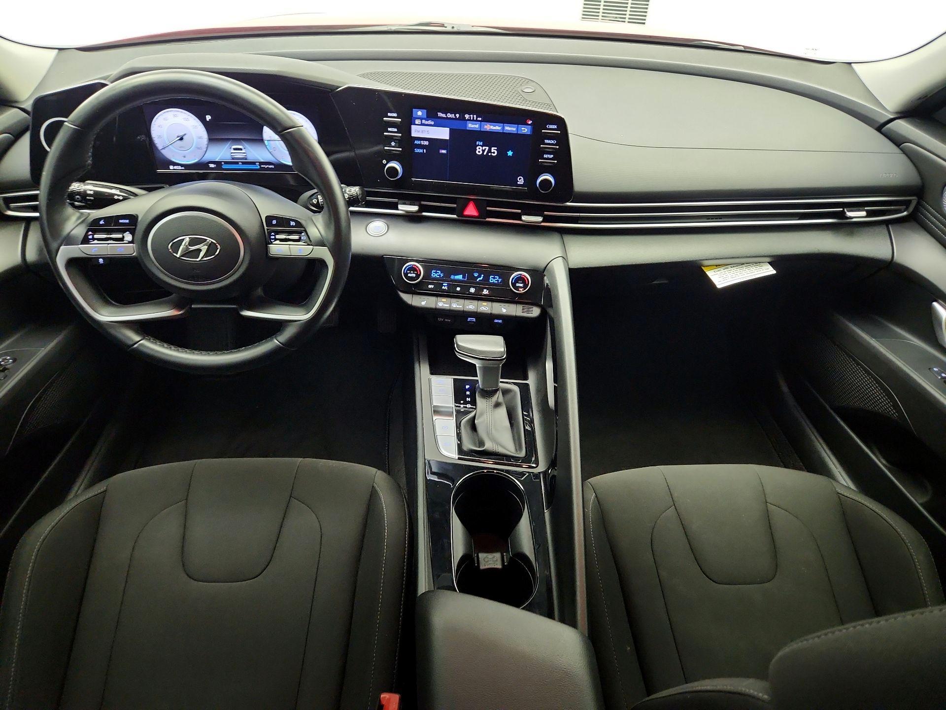 Thumbnail: 2022 Hyundai Elantra - 9