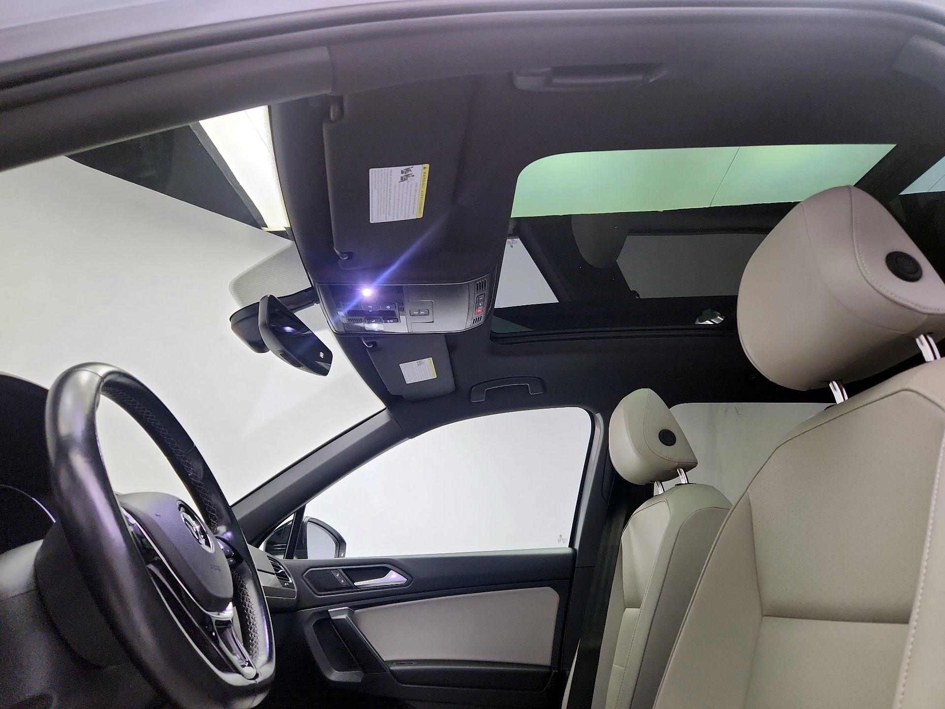 Thumbnail: 2021 Volkswagen Tiguan - 19