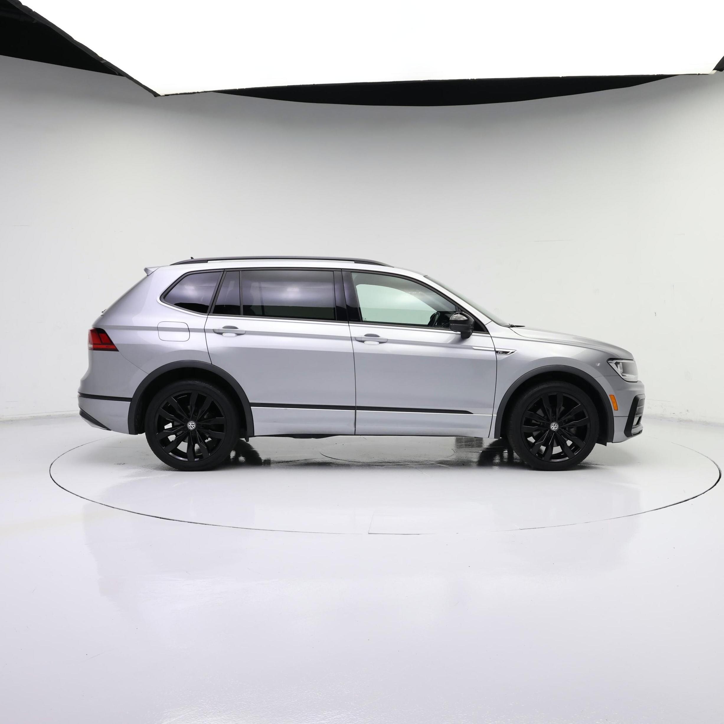 Thumbnail: 2021 Volkswagen Tiguan - 7